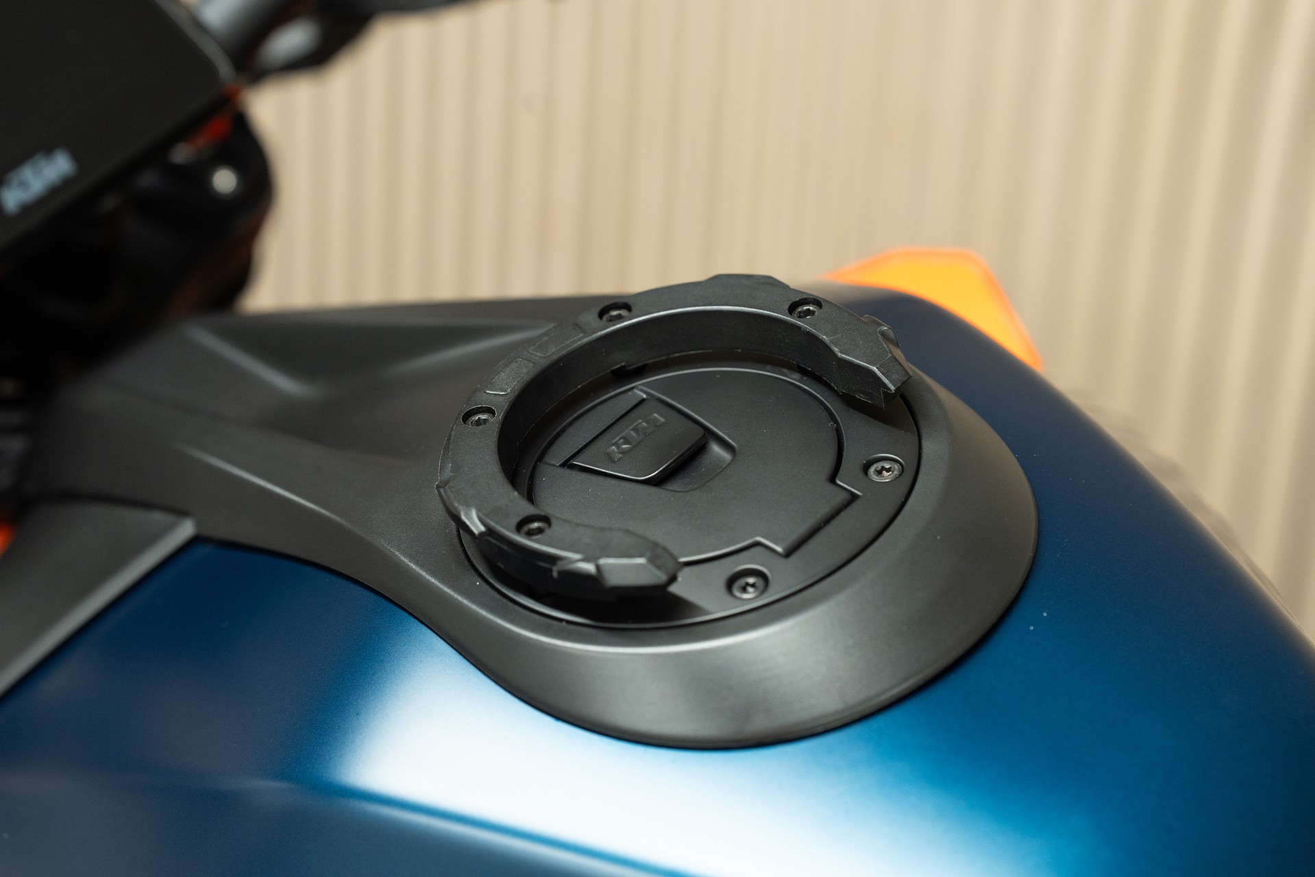 KTM 1290 Super Duke R-image-3