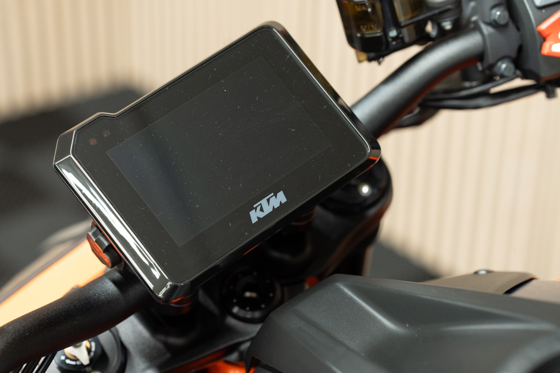 KTM 1290 Super Duke R-image-2