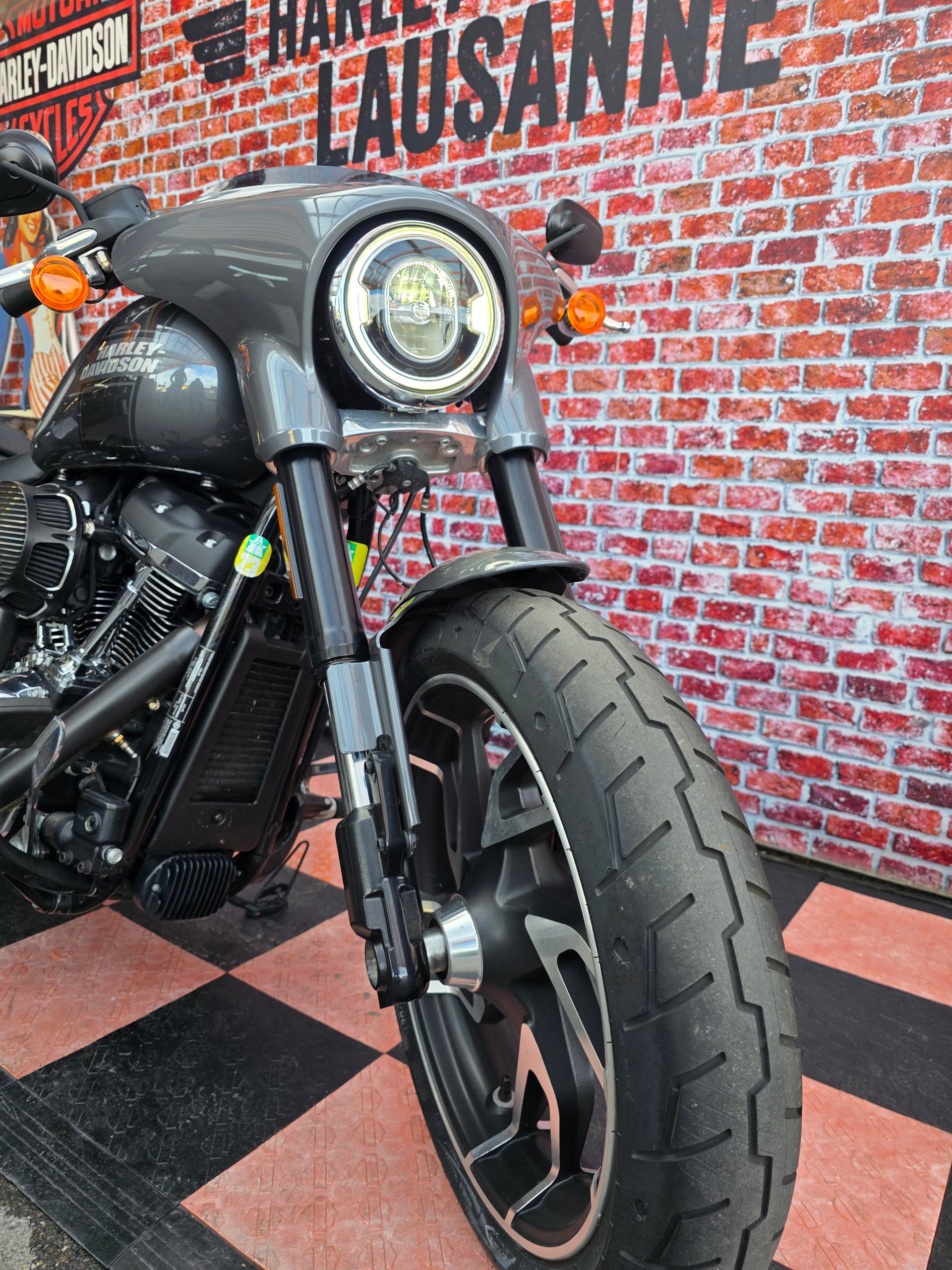 HARLEY-DAVIDSON FLSB Sport Glide 107-image-4