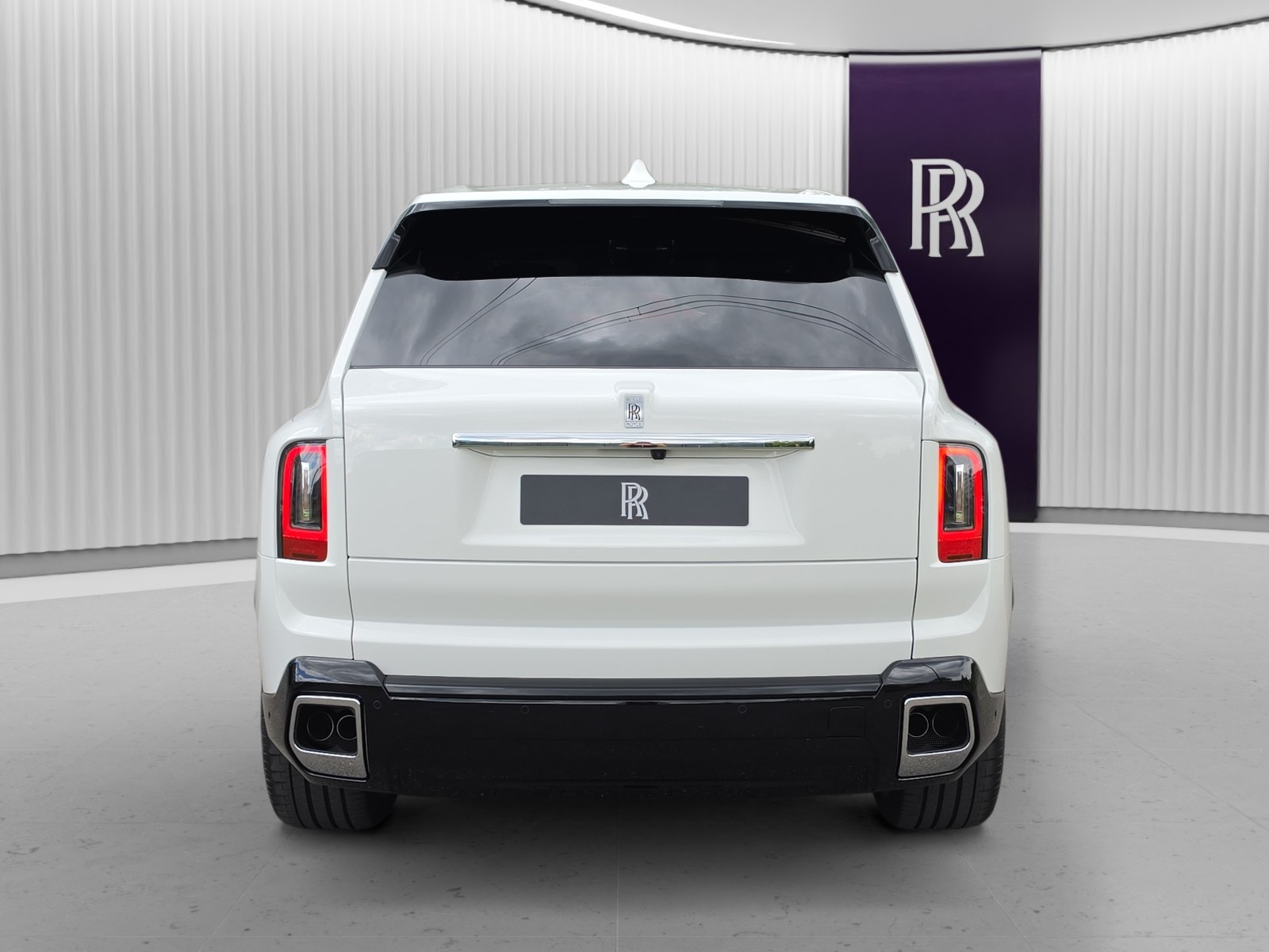 ROLLS-ROYCE Cullinan Serie II - Silver Badge - Vorführwagen-image-4