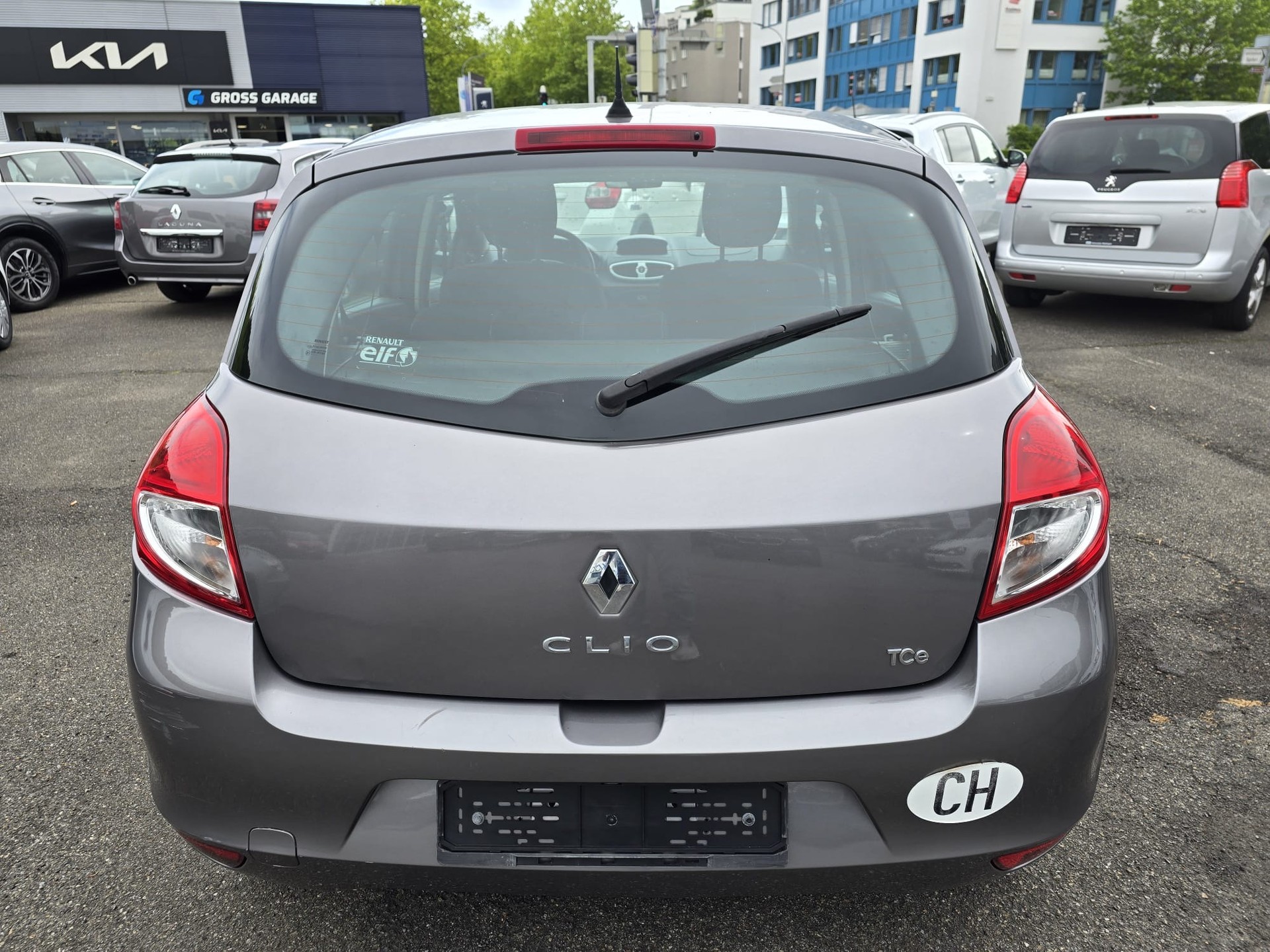 RENAULT Clio 1.2 16V Turbo S-showroom-element-3