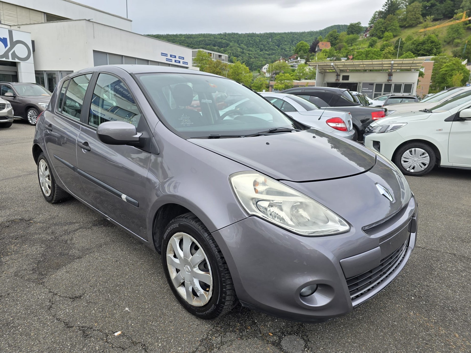 RENAULT Clio 1.2 16V Turbo S-showroom-element-2
