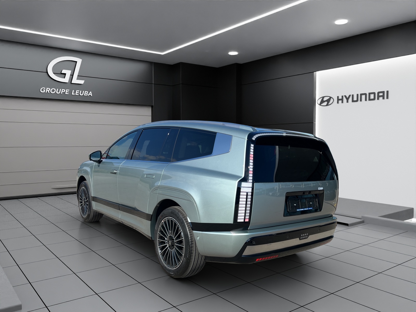 HYUNDAI Ioniq 9 110kWh Vertex Caligraphy 4WD-showroom-element-2