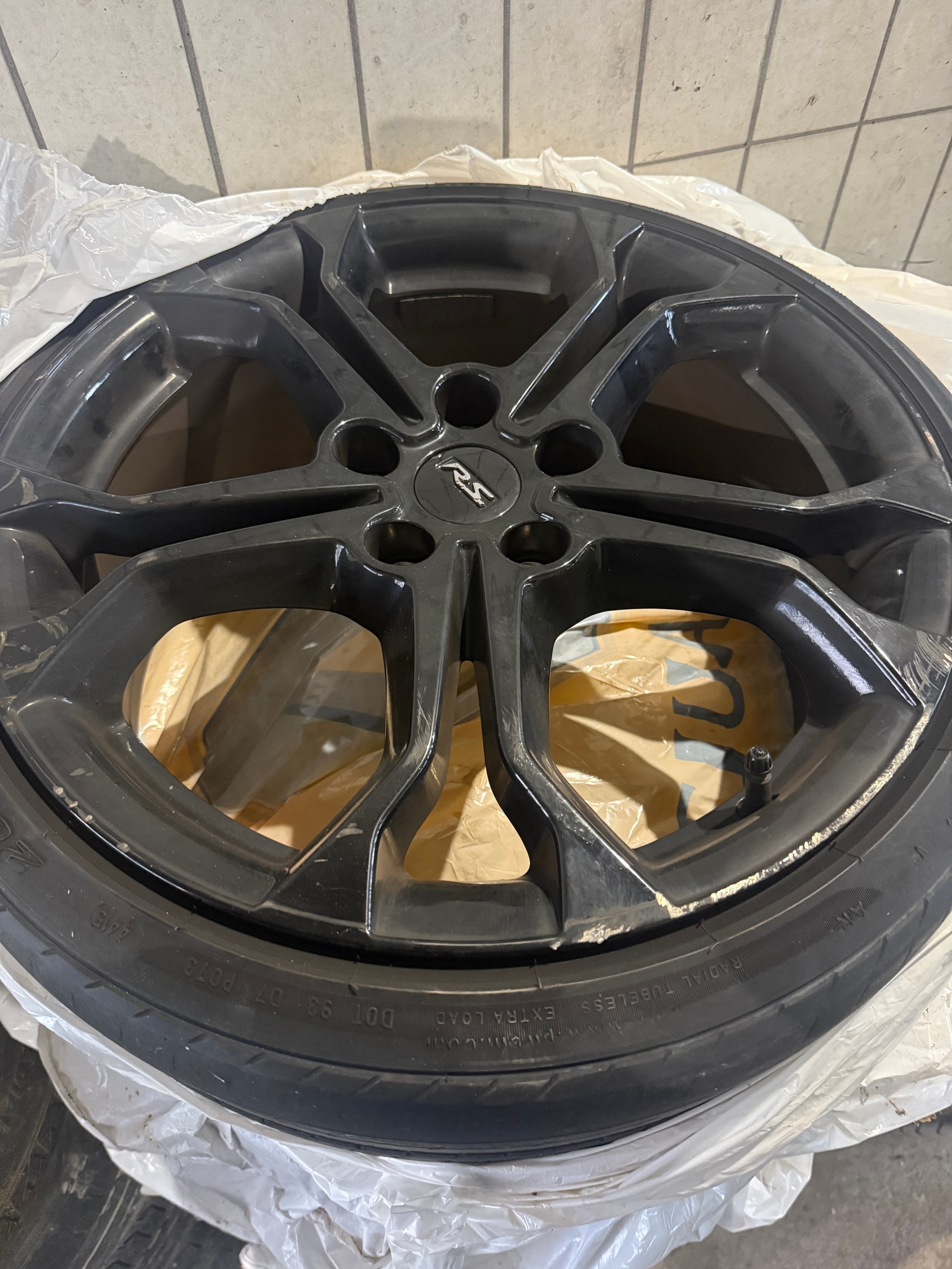 RENAULT Clio 1.6 T RS 200 EDC-image-11