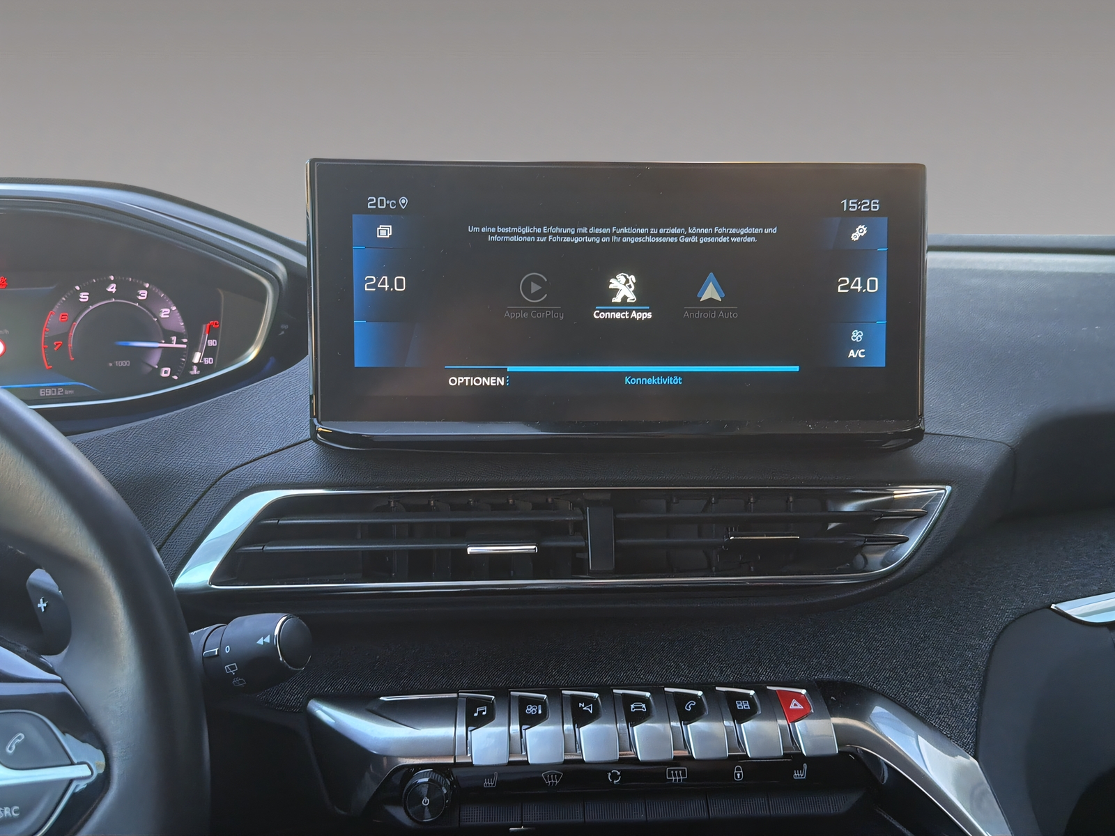 PEUGEOT 5008 1.2 Pure Tech Allure Pack EAT8-image-12