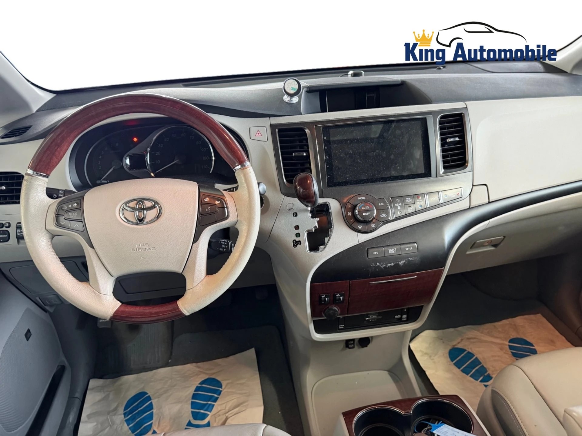 TOYOTA Sienna 3.5 Limited AWD | Frisch MFK | 7-Plätzer | RF-Kamera-image-14