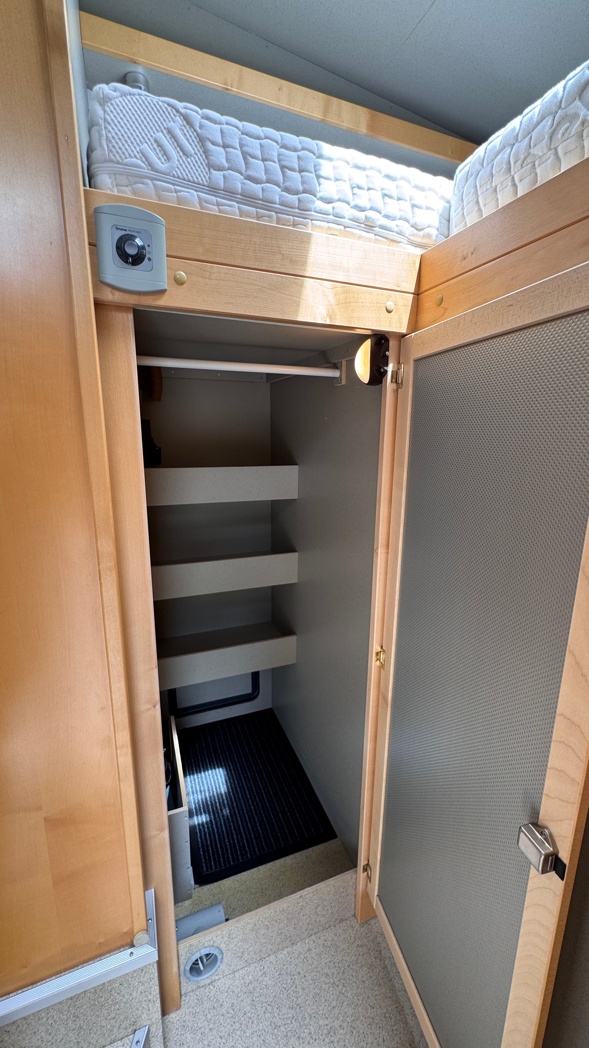 BIMOBIL VW T5 / LB355-image-15