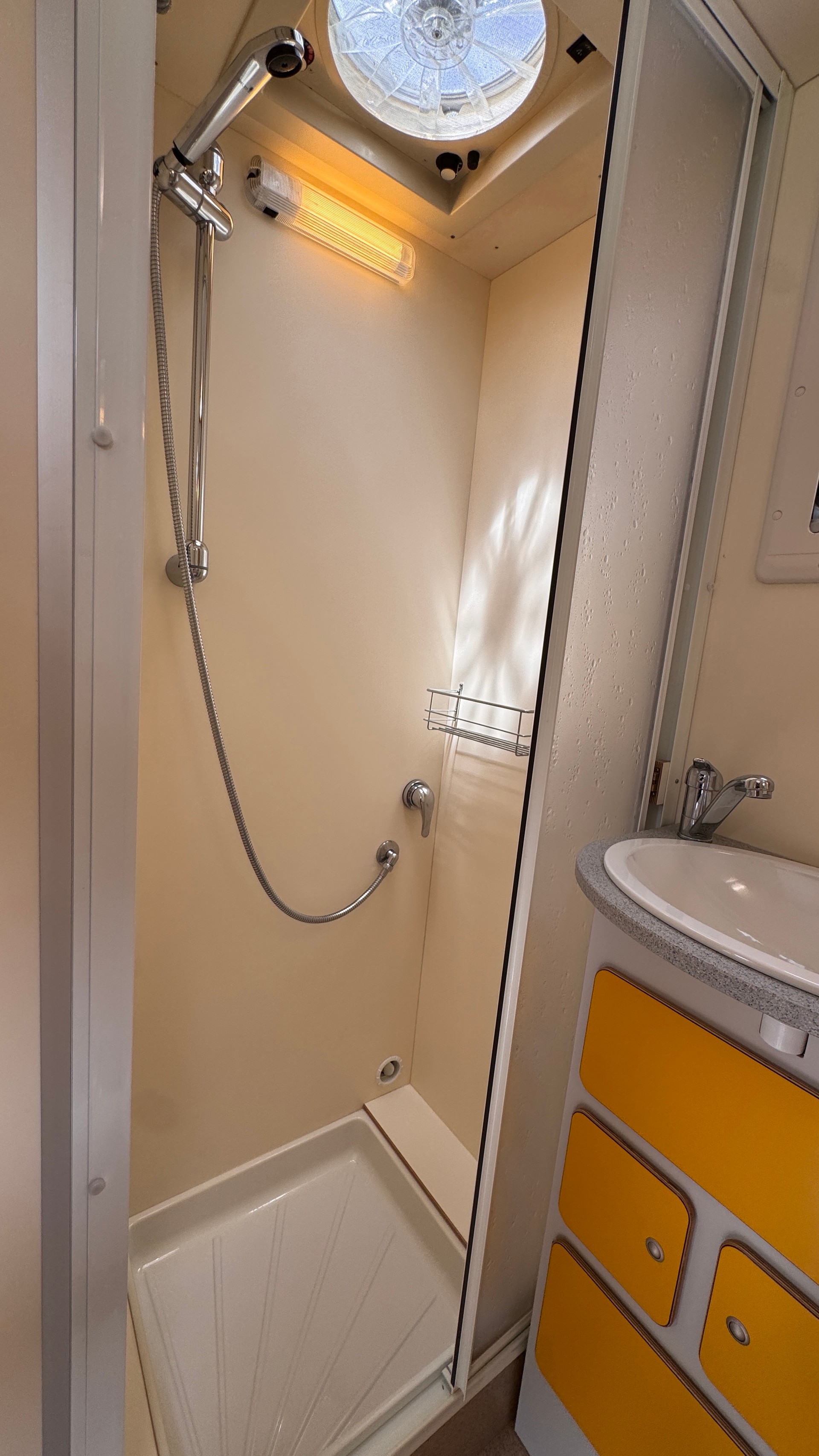 BIMOBIL VW T5 / LB355-image-18