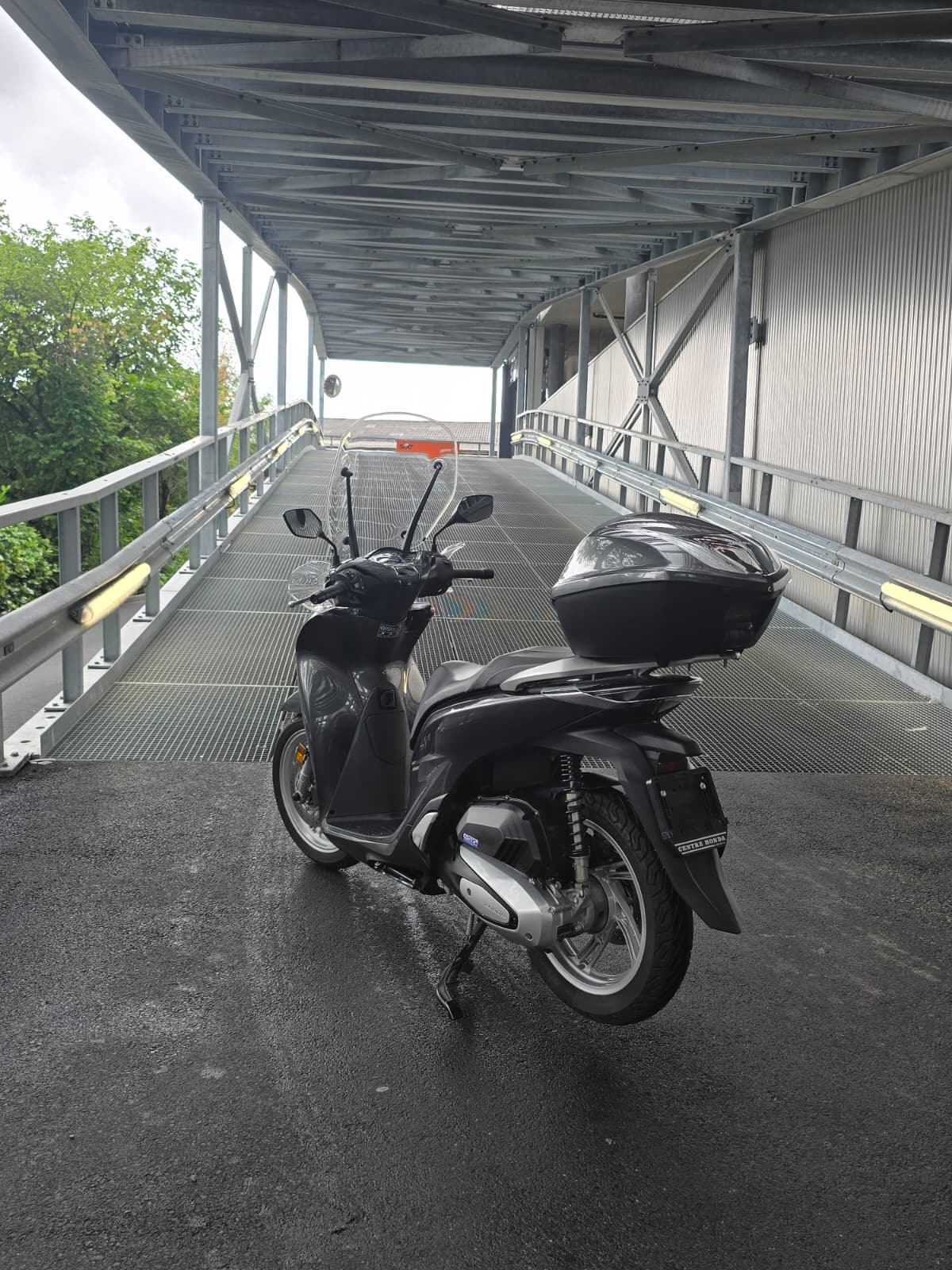HONDA SH150AD-image-2