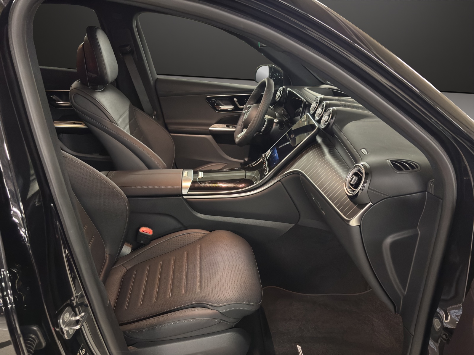 MERCEDES-BENZ GLC 400 e 4Matic EQ Star 9G-Tronic-image-11
