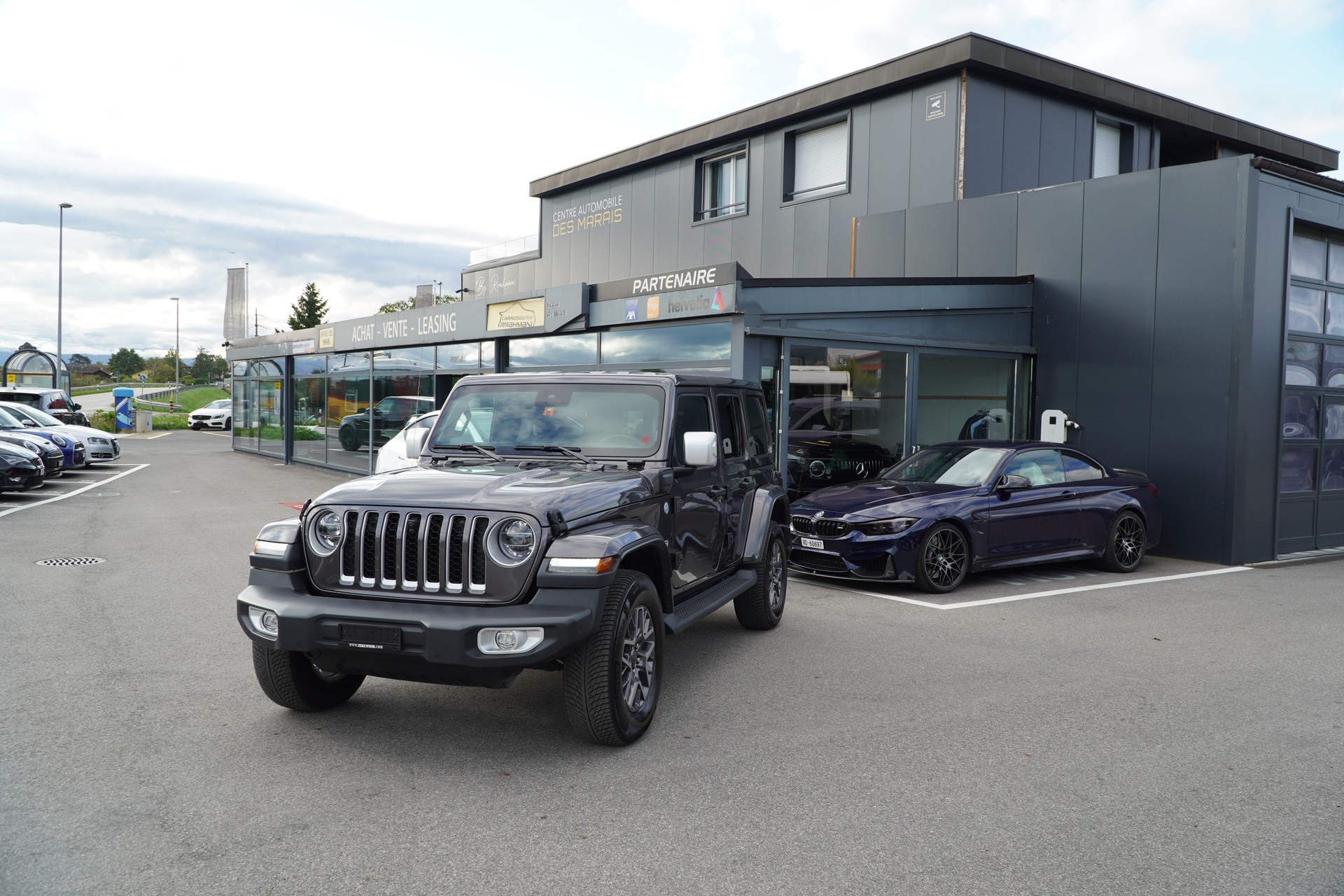 JEEP Wrangler 2.0 PHEV Unlimited Overland Automatic Soft Top-showroom-element-2