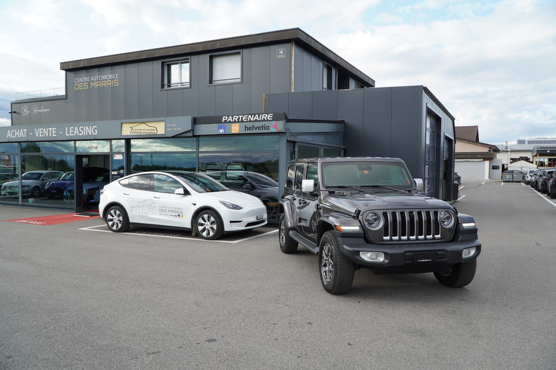 JEEP Wrangler 2.0 PHEV Unlimited Overland Automatic Soft Top-showroom-element-3