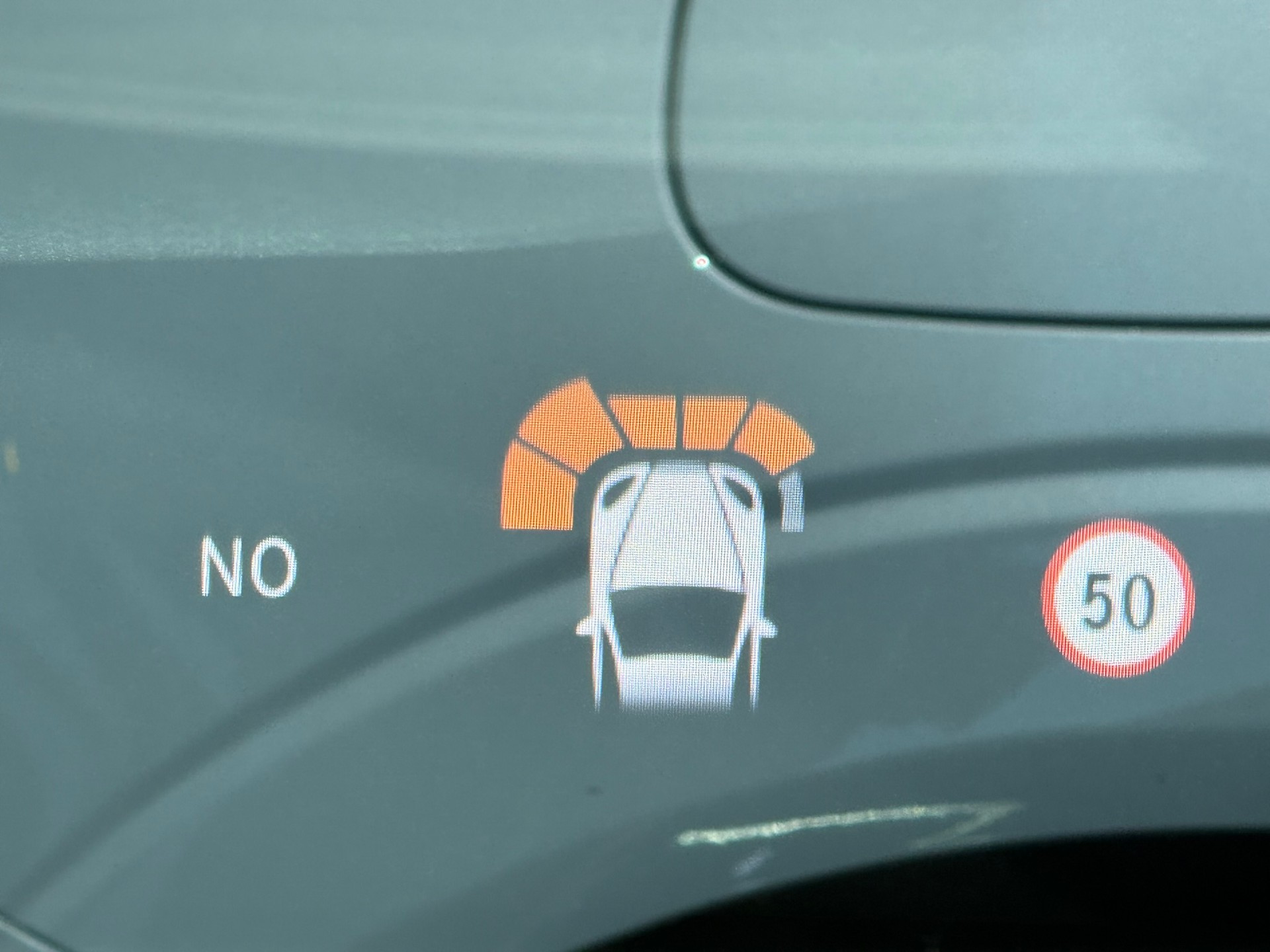 MERCEDES-BENZ E 220 d AMG Line 4matic Kombi-image-19