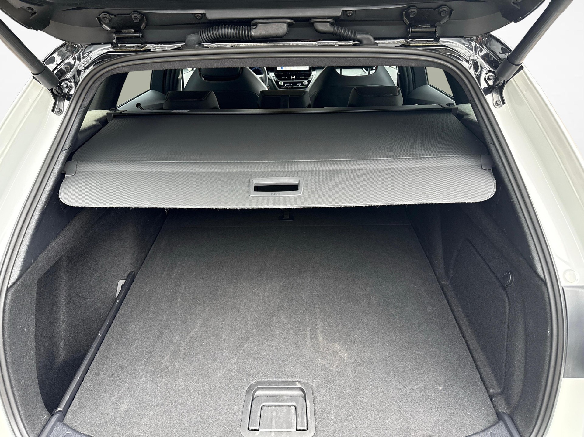 TOYOTA Corolla Touring Sports 2.0 HSD GR Sport-image-11