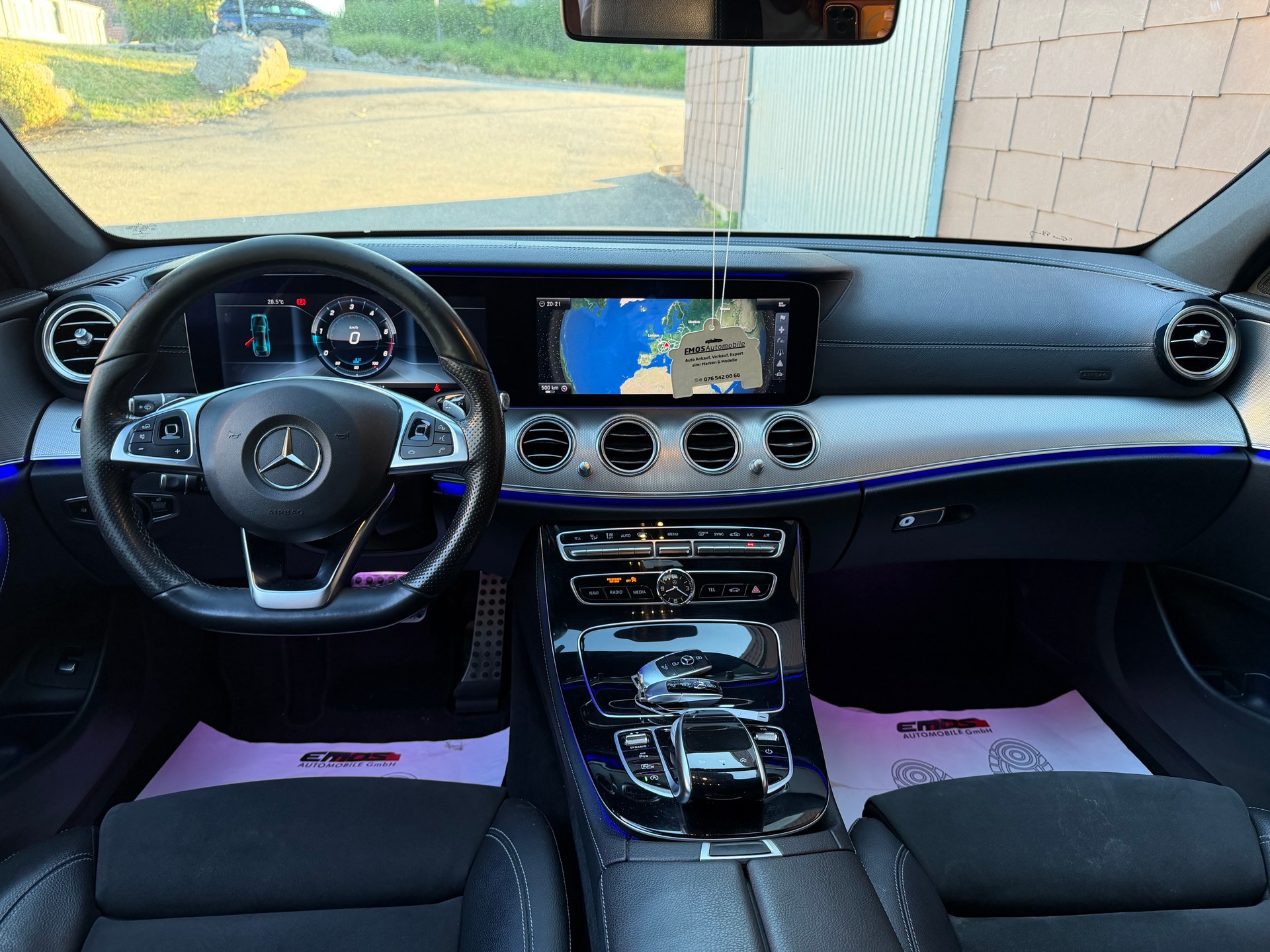 MERCEDES-BENZ E 220 d AMG Line 9G-Tronic-image-7