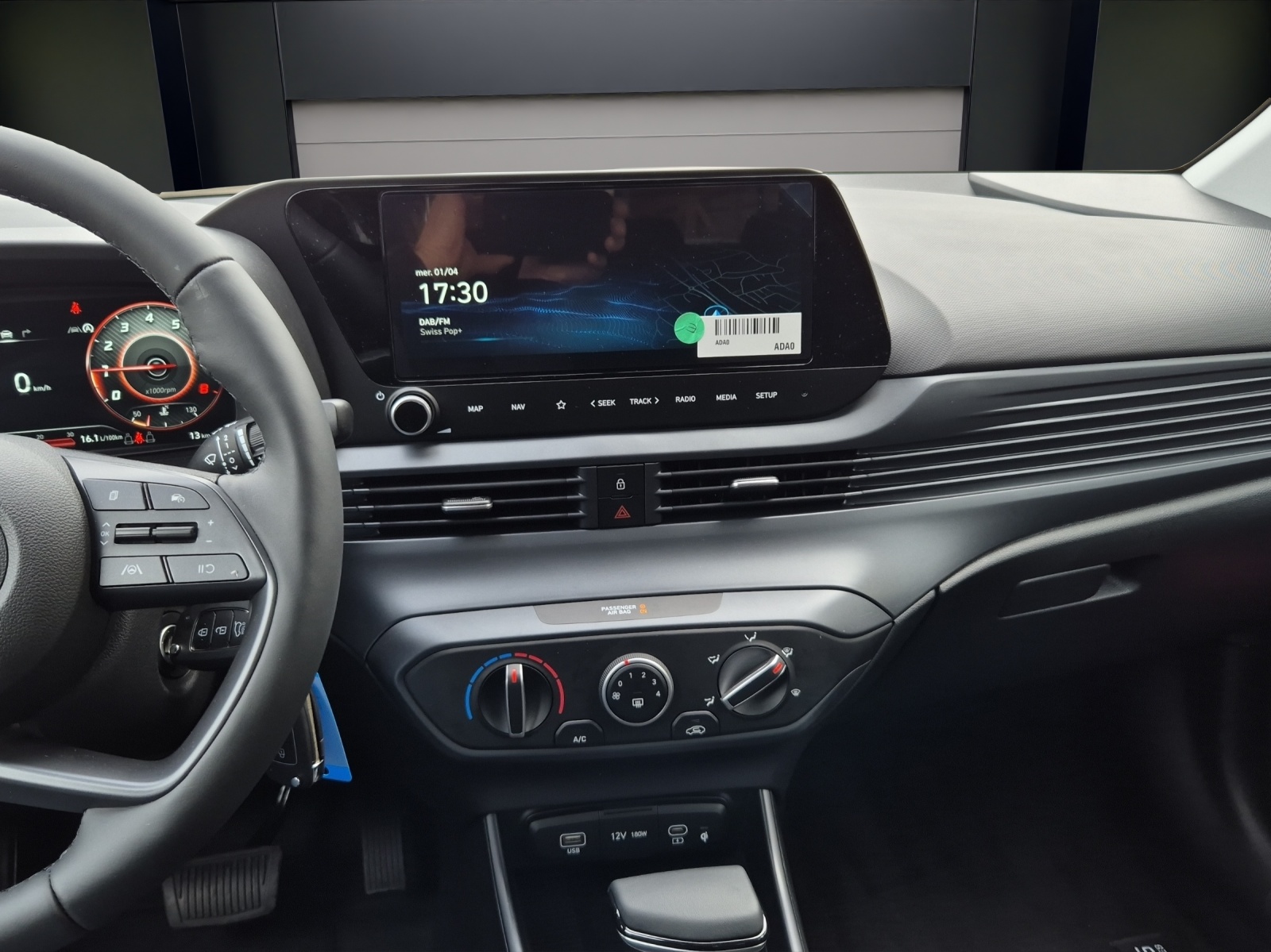 HYUNDAI i20 1.0 T-GDi Amplia DCT-image-8
