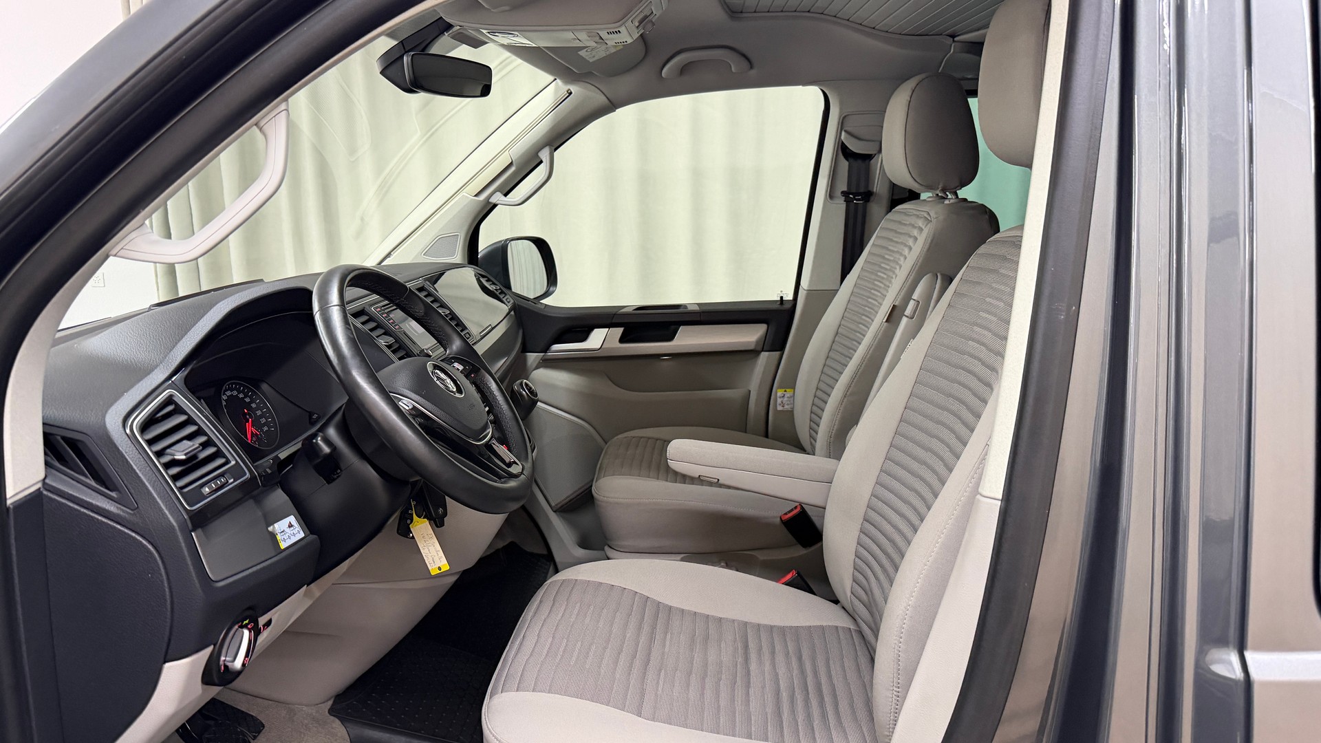 VW T6 California 2.0 Bi-TDI Ocean 4Motion-image-8