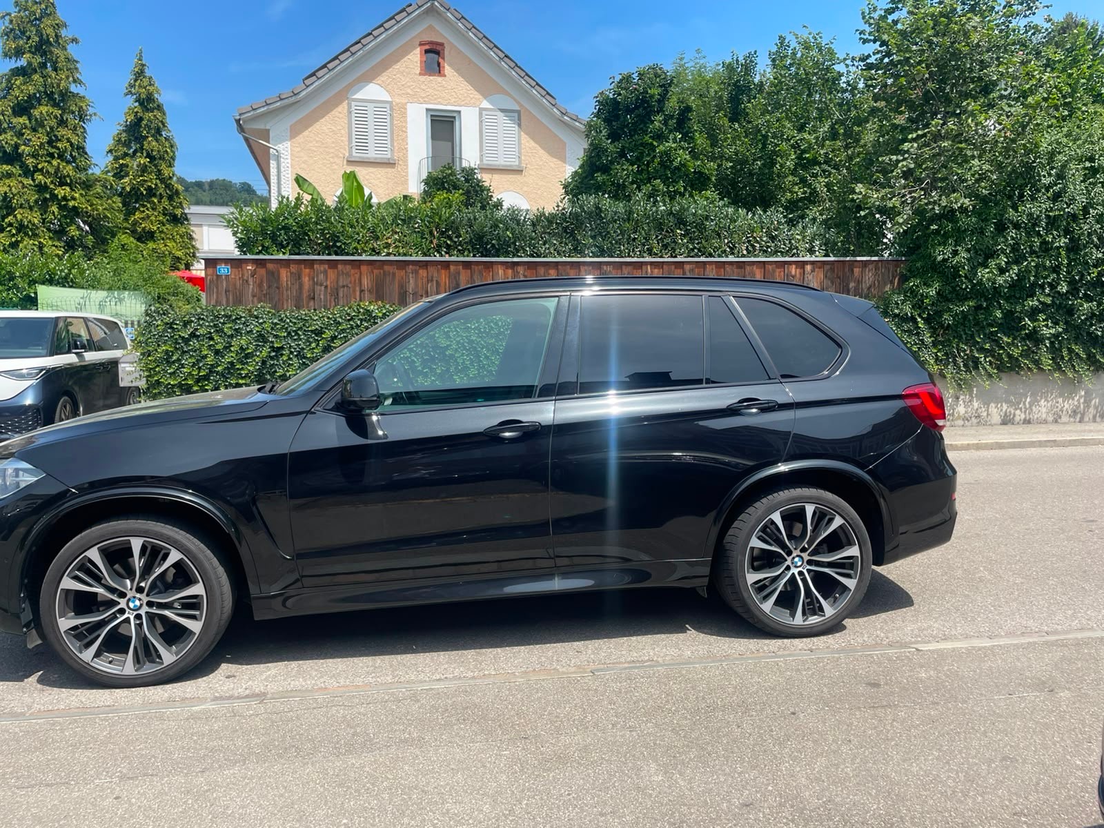BMW X5 xDrive 40d Steptronic-showroom-element-1