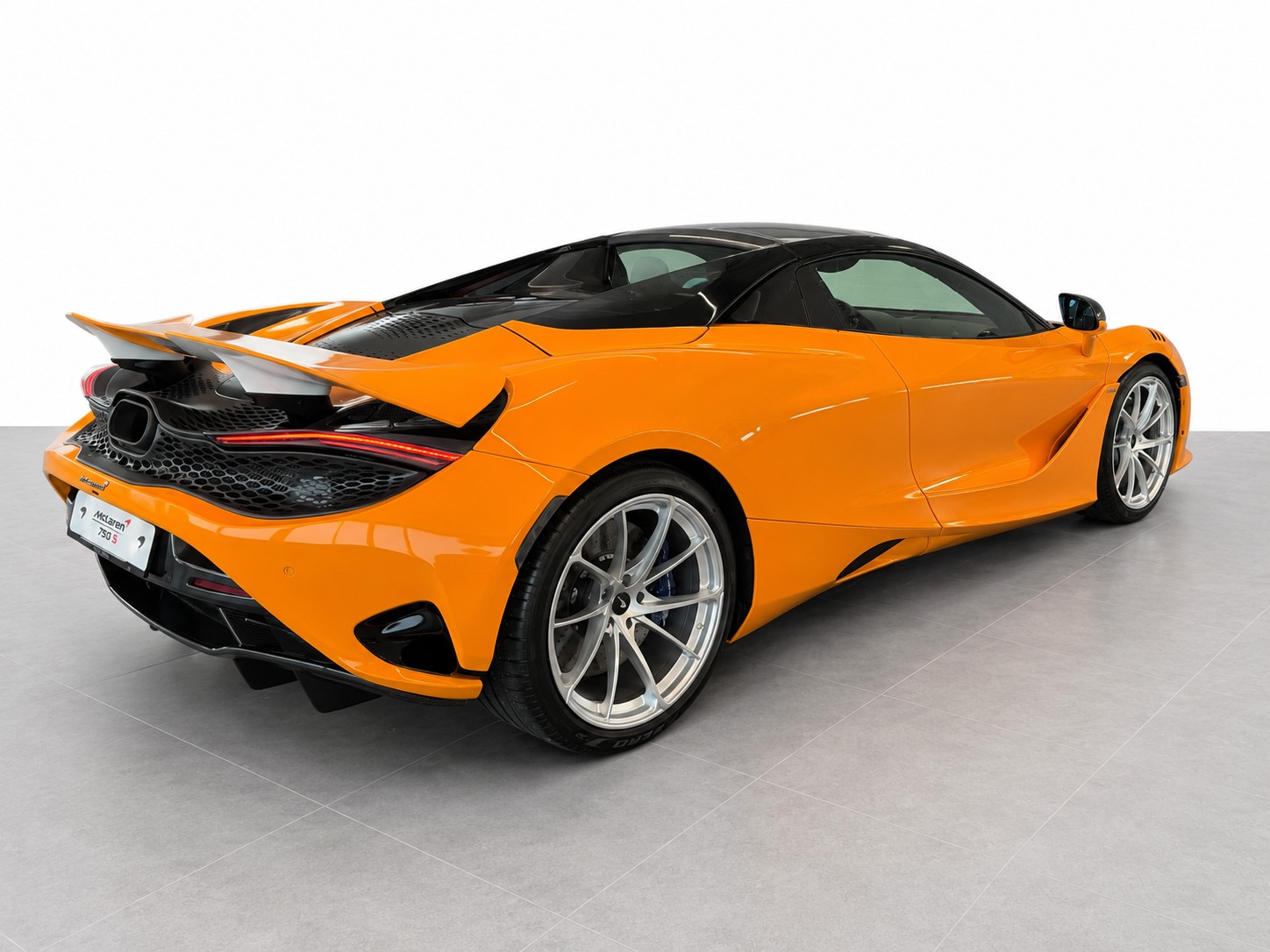 McLAREN McLaren 750S “60" Anniversary Triple Crown Spider Performance 1 of 60-image-5