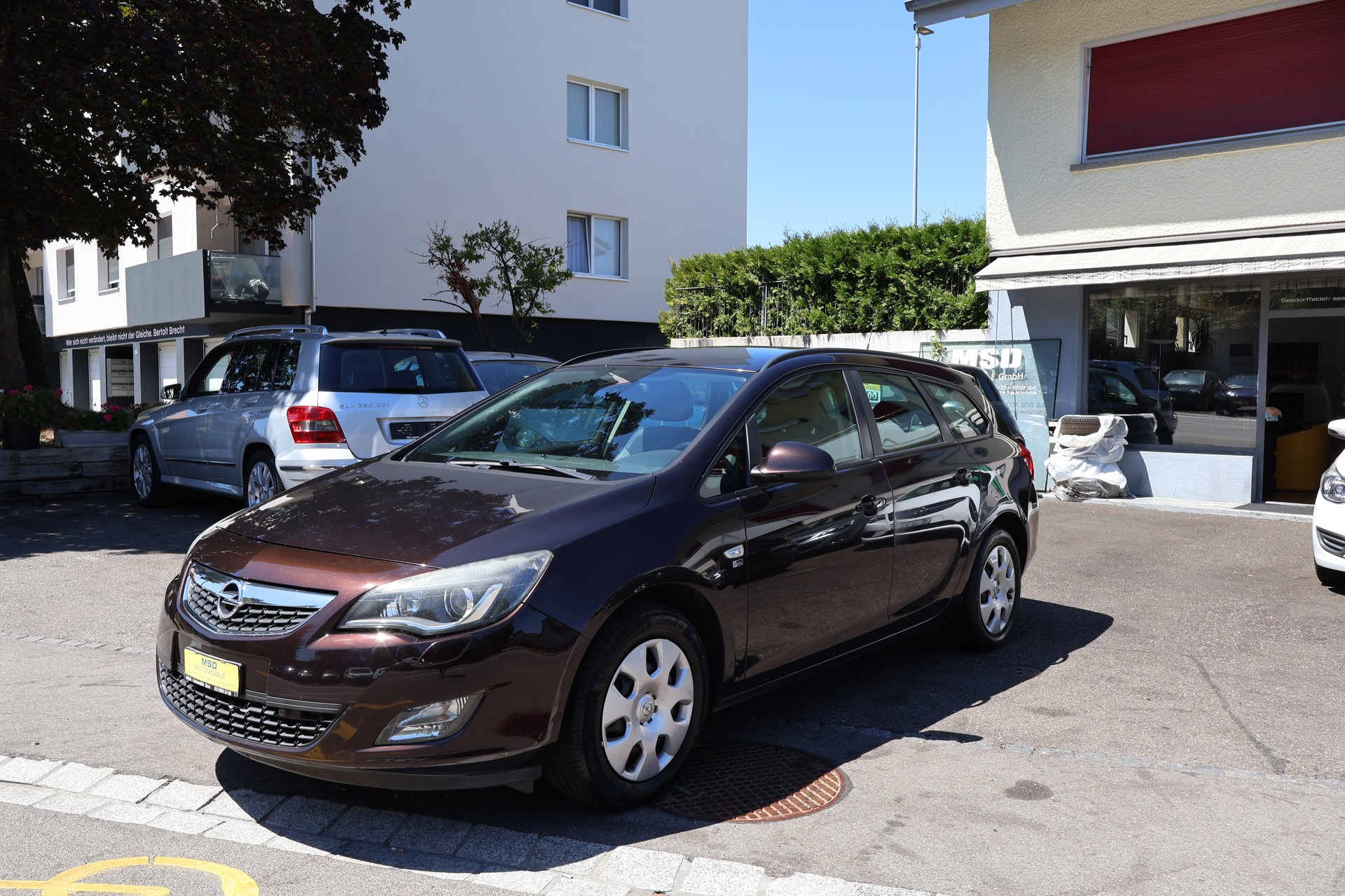 OPEL Astra SportsTourer 1.4i 16V Turbo Automatic-image-1