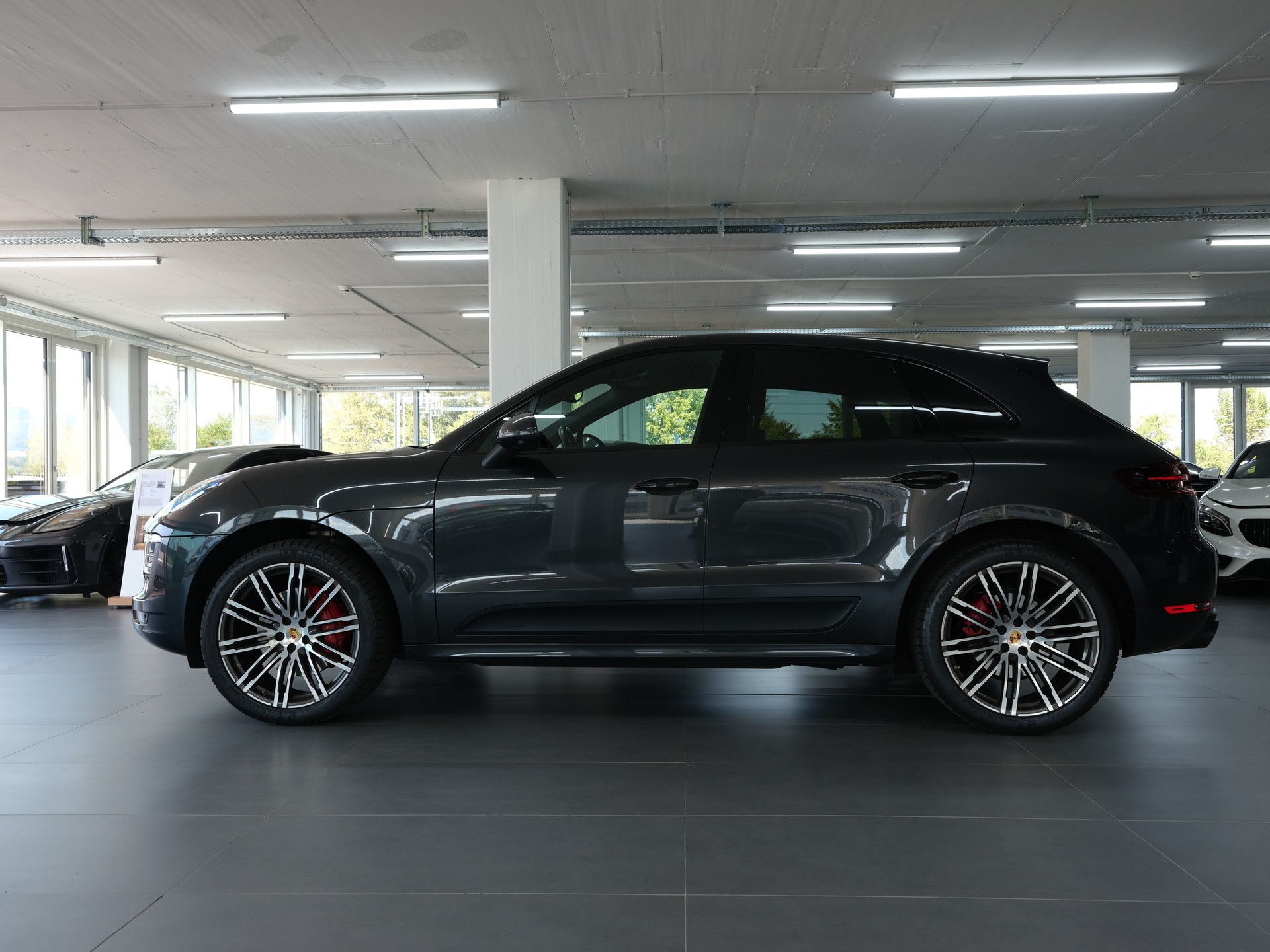 PORSCHE Macan GTS PDK *Bose* *Panorama* *Sportabgassanlage*-image-6