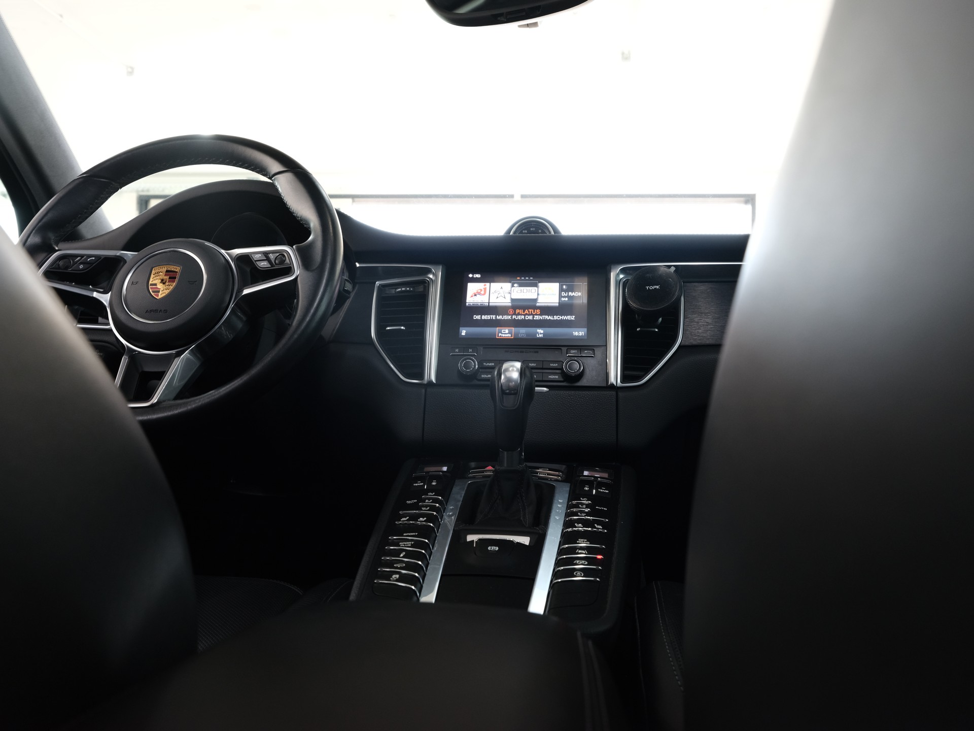 PORSCHE Macan GTS PDK *Bose* *Panorama* *Sportabgassanlage*-image-26