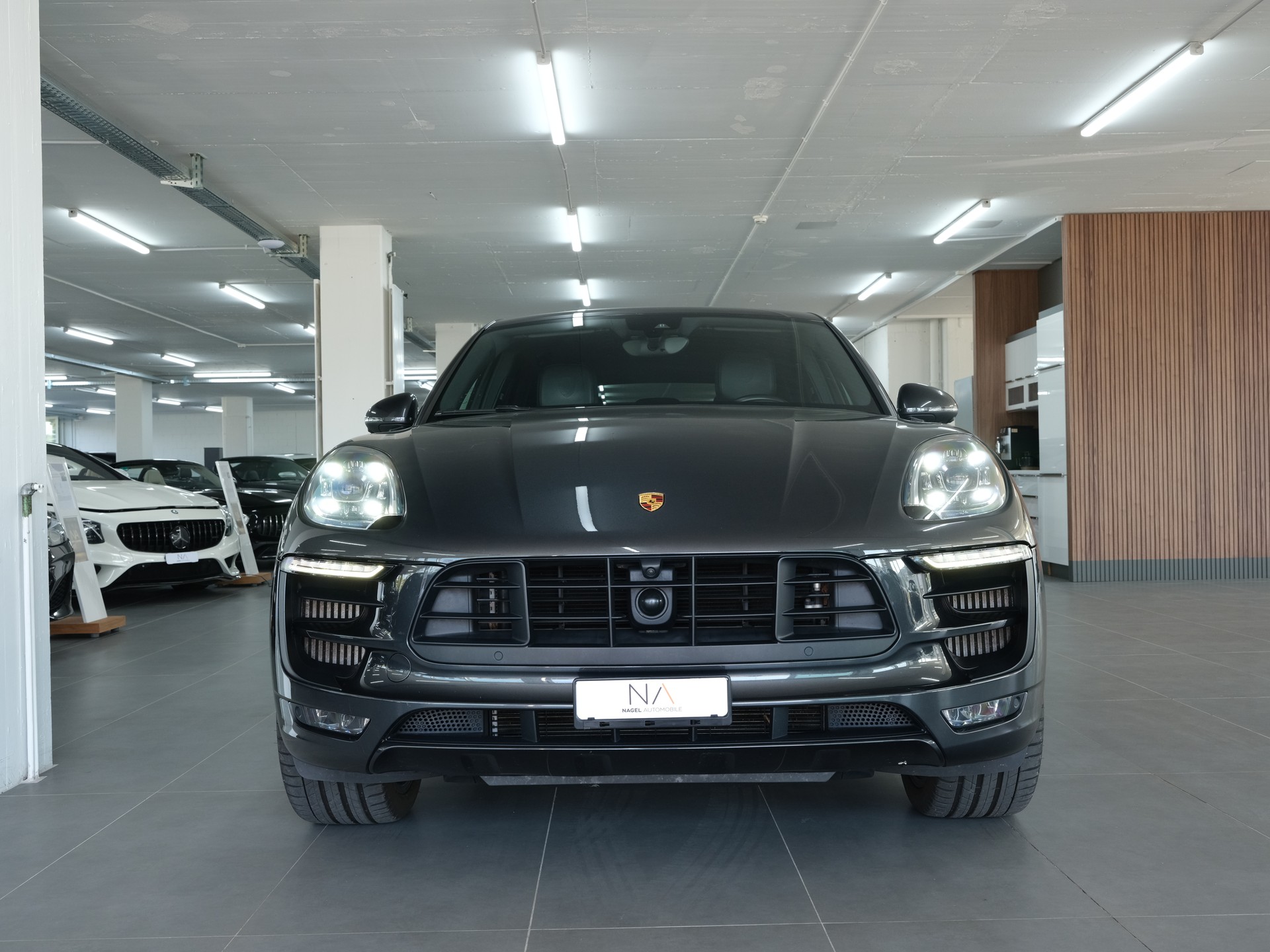 PORSCHE Macan GTS PDK *Bose* *Panorama* *Sportabgassanlage*-image-9