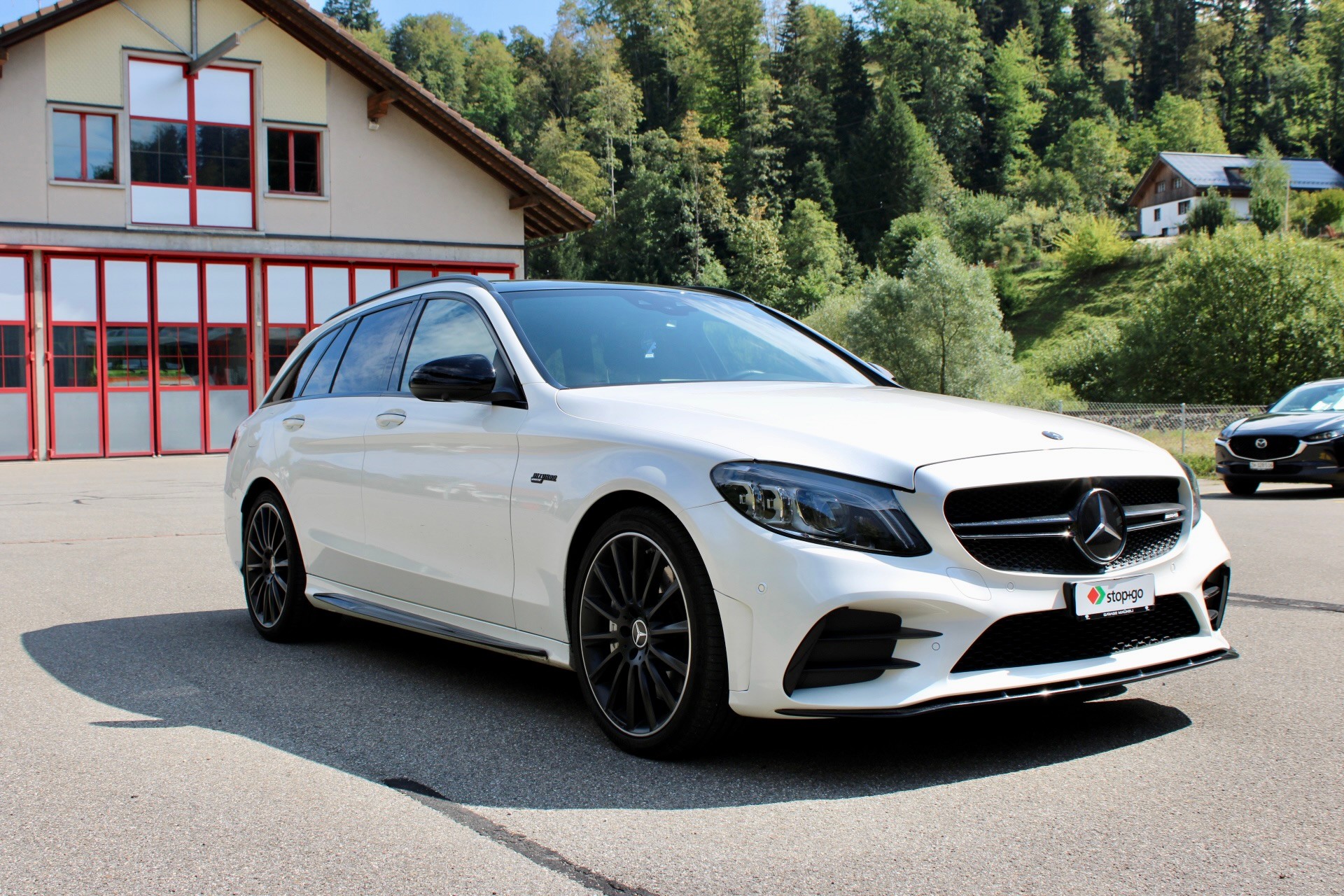 MERCEDES-BENZ C 43 AMG 4Matic 9G-Tronic-showroom-element-2