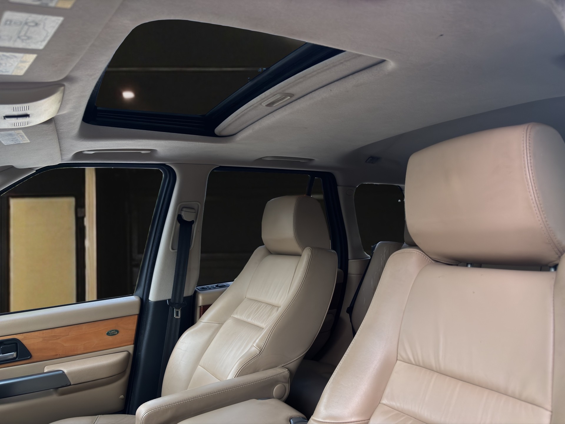 LAND ROVER Range Rover Sport 3.6 Td8 HSE Automatic-image-12