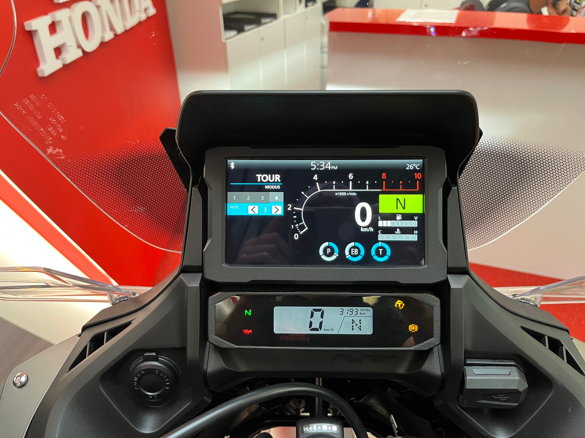 HONDA NT 1100-image-10