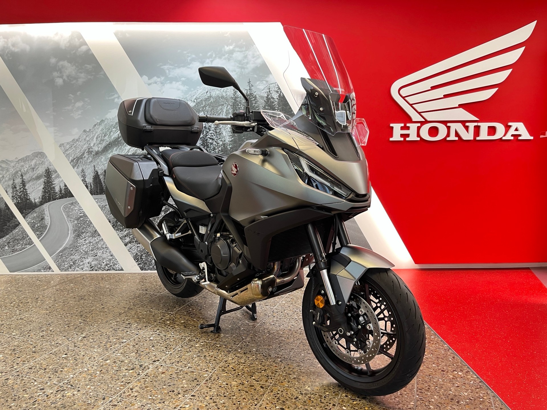 HONDA NT 1100-image-2