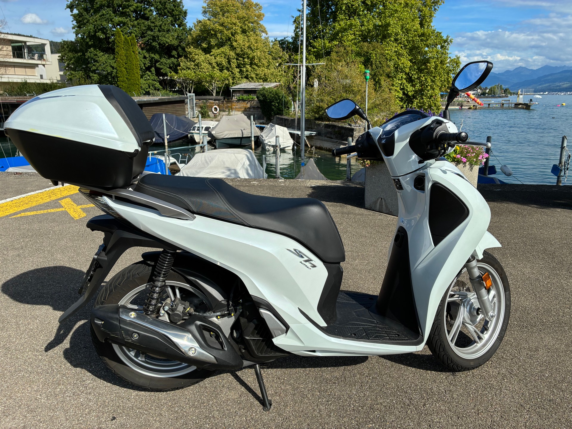 HONDA SH 125 i-image-1
