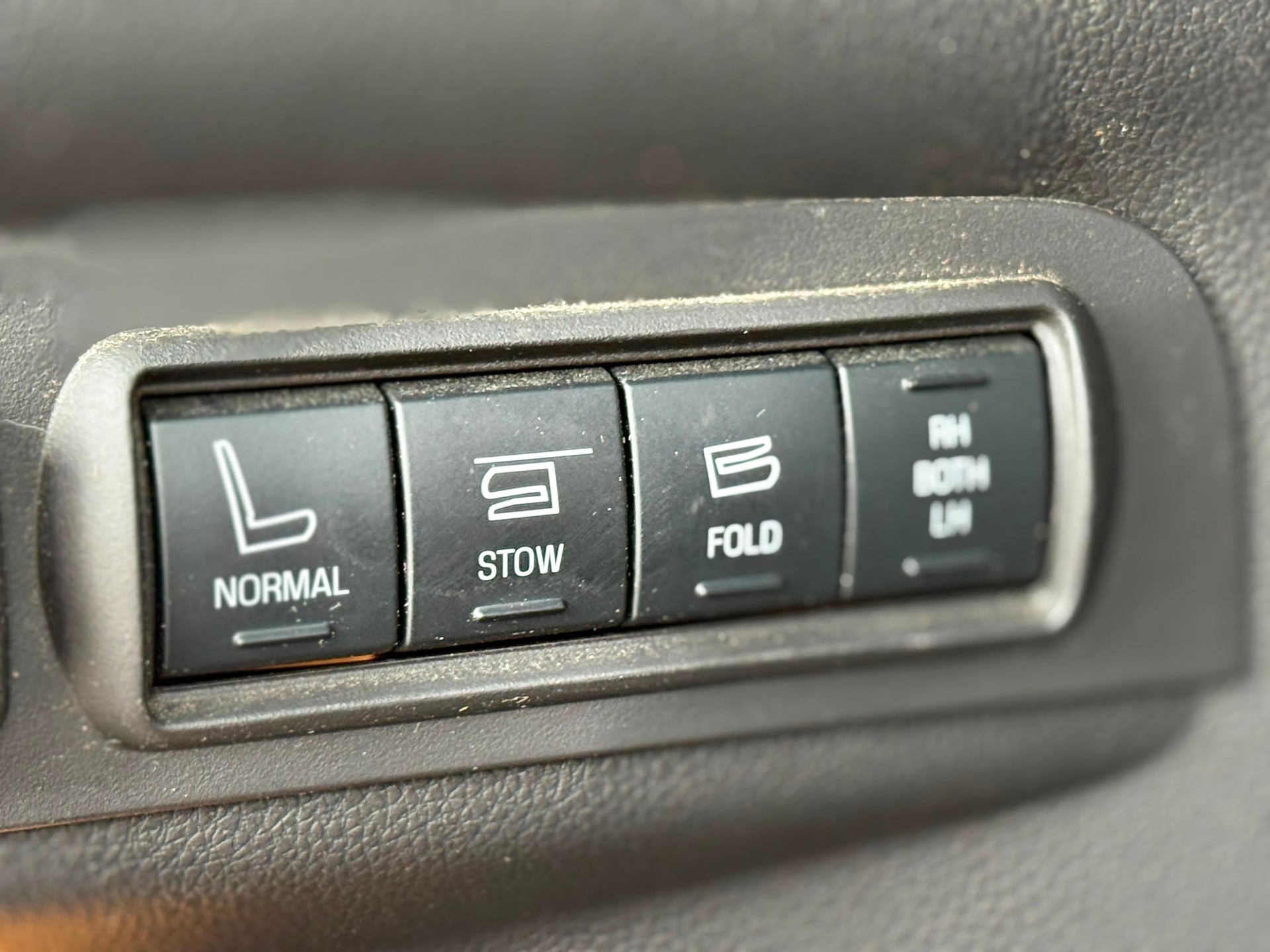 FORD EXPLORER-image-19