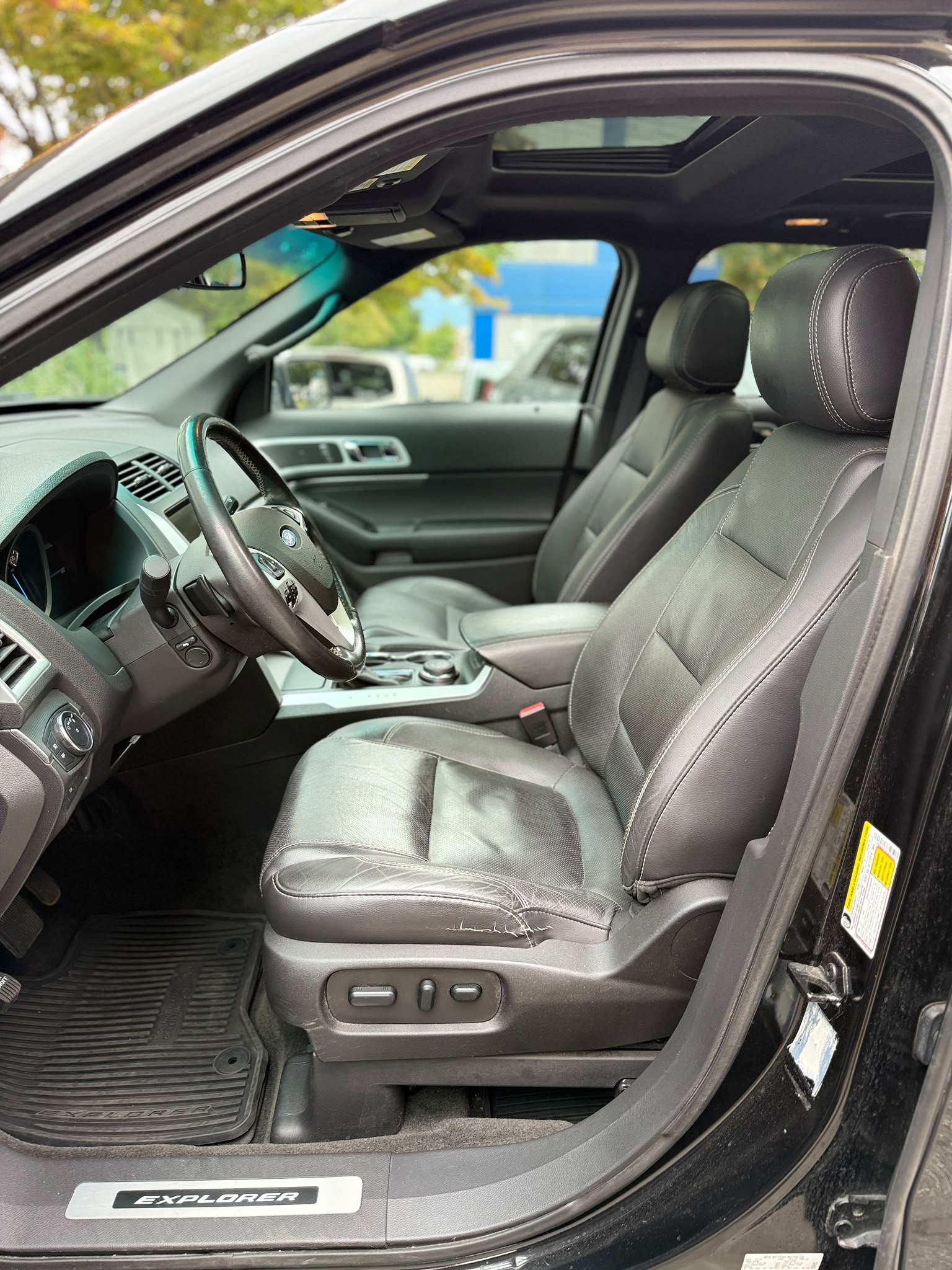 FORD EXPLORER-image-8