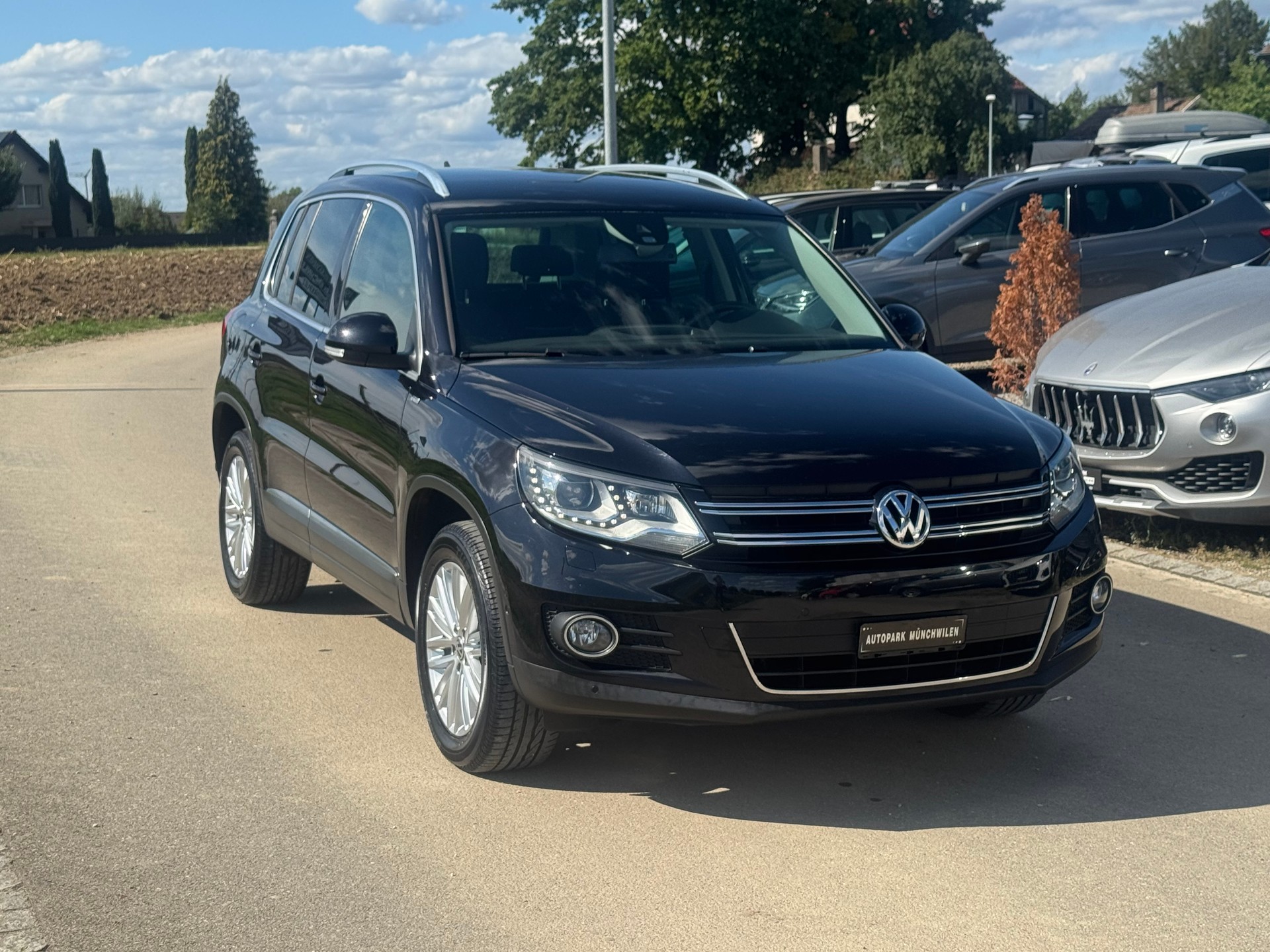 VW Tiguan 2.0 TDI BMT Cup 4Motion DSG-image-1