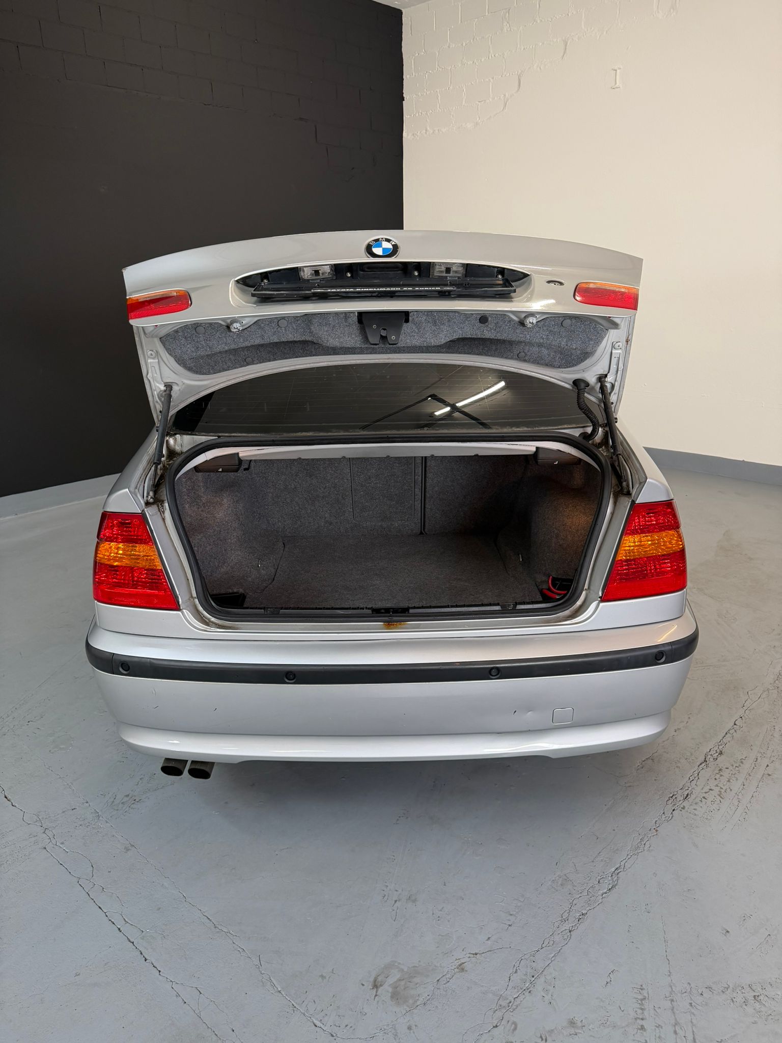 BMW 325i ***CH-Fahrzeug*** mit Sitzheizung-image-5