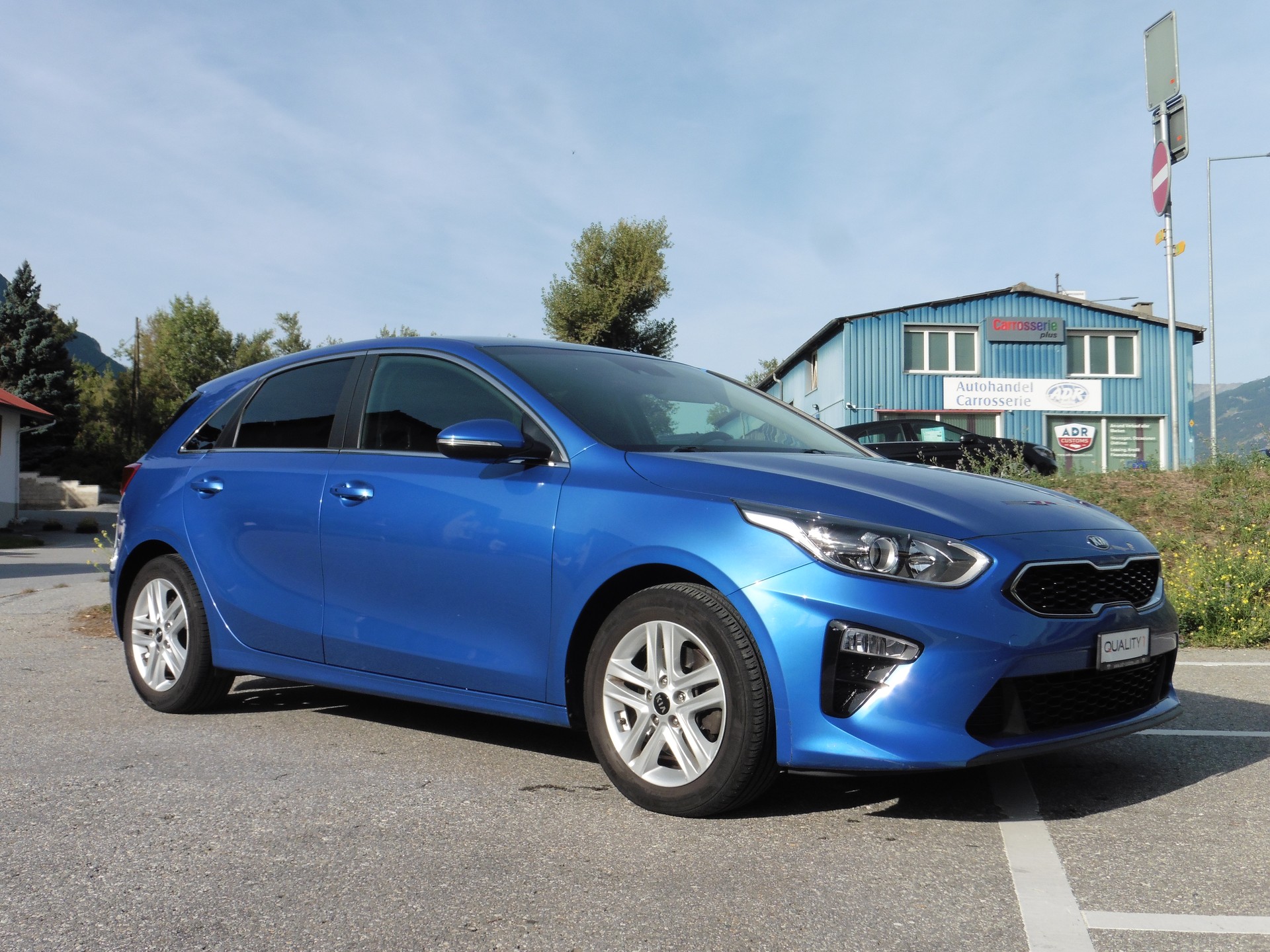 KIA Ceed 1.4 T-GDi Style DCT-showroom-element-1