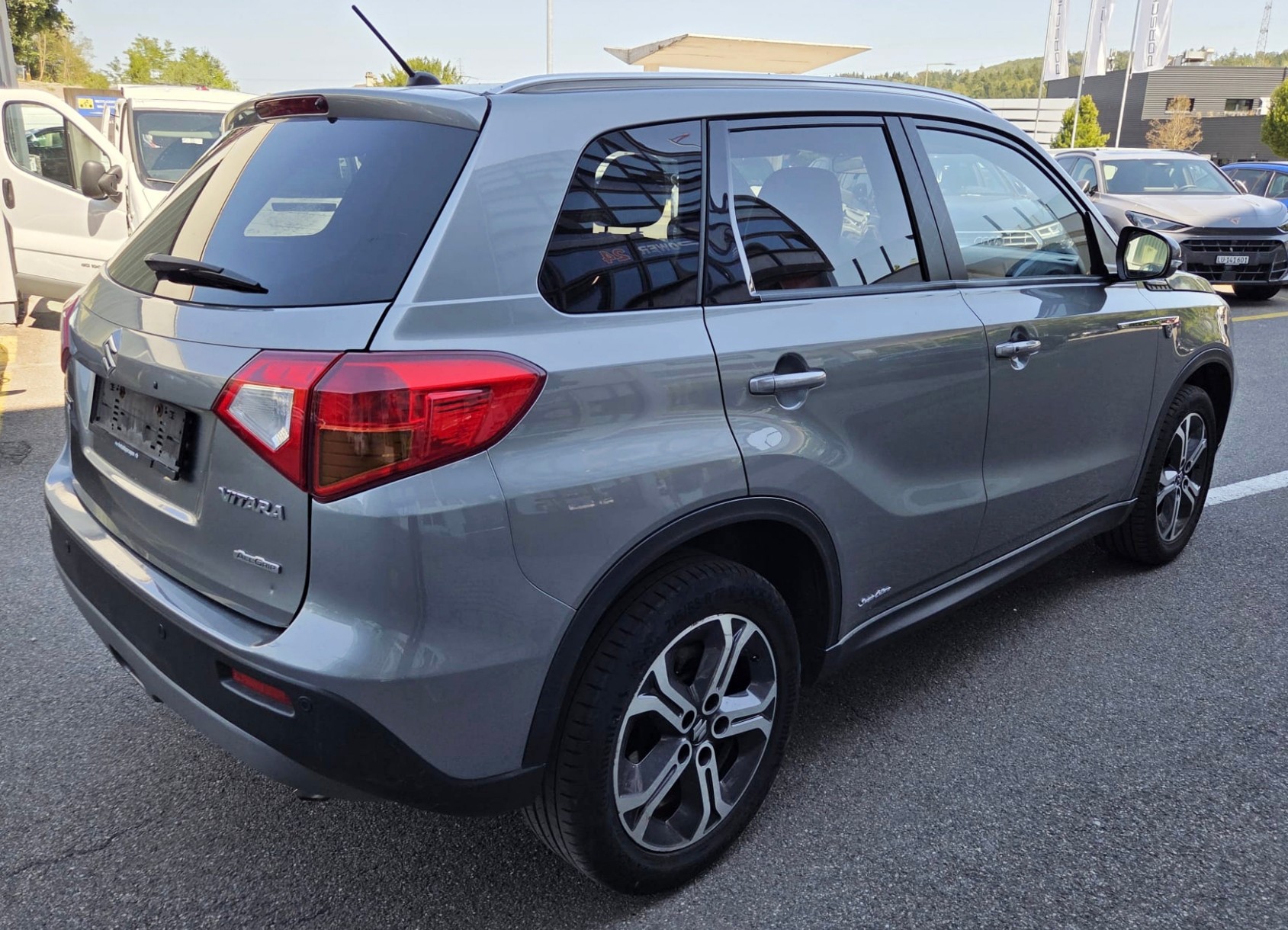SUZUKI Vitara 1.6 TD Sergio Cellano Top-image-4