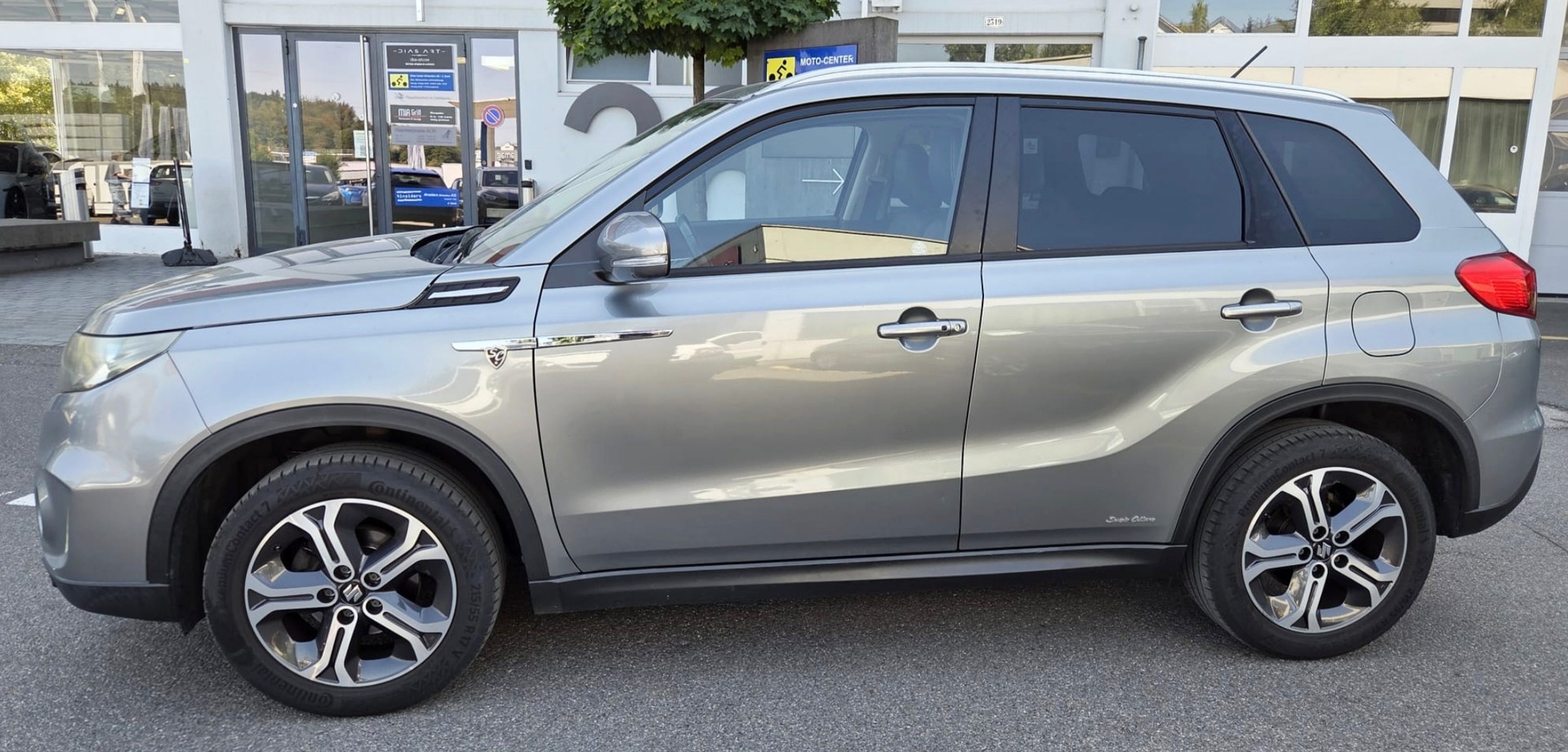 SUZUKI Vitara 1.6 TD Sergio Cellano Top-image-5