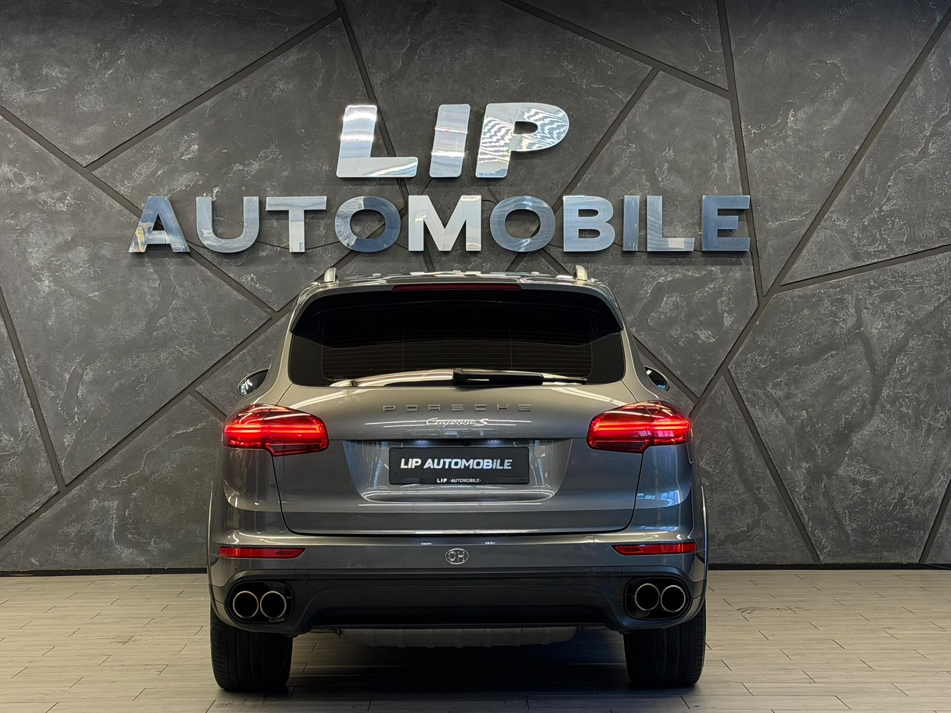 PORSCHE Cayenne S-image-6