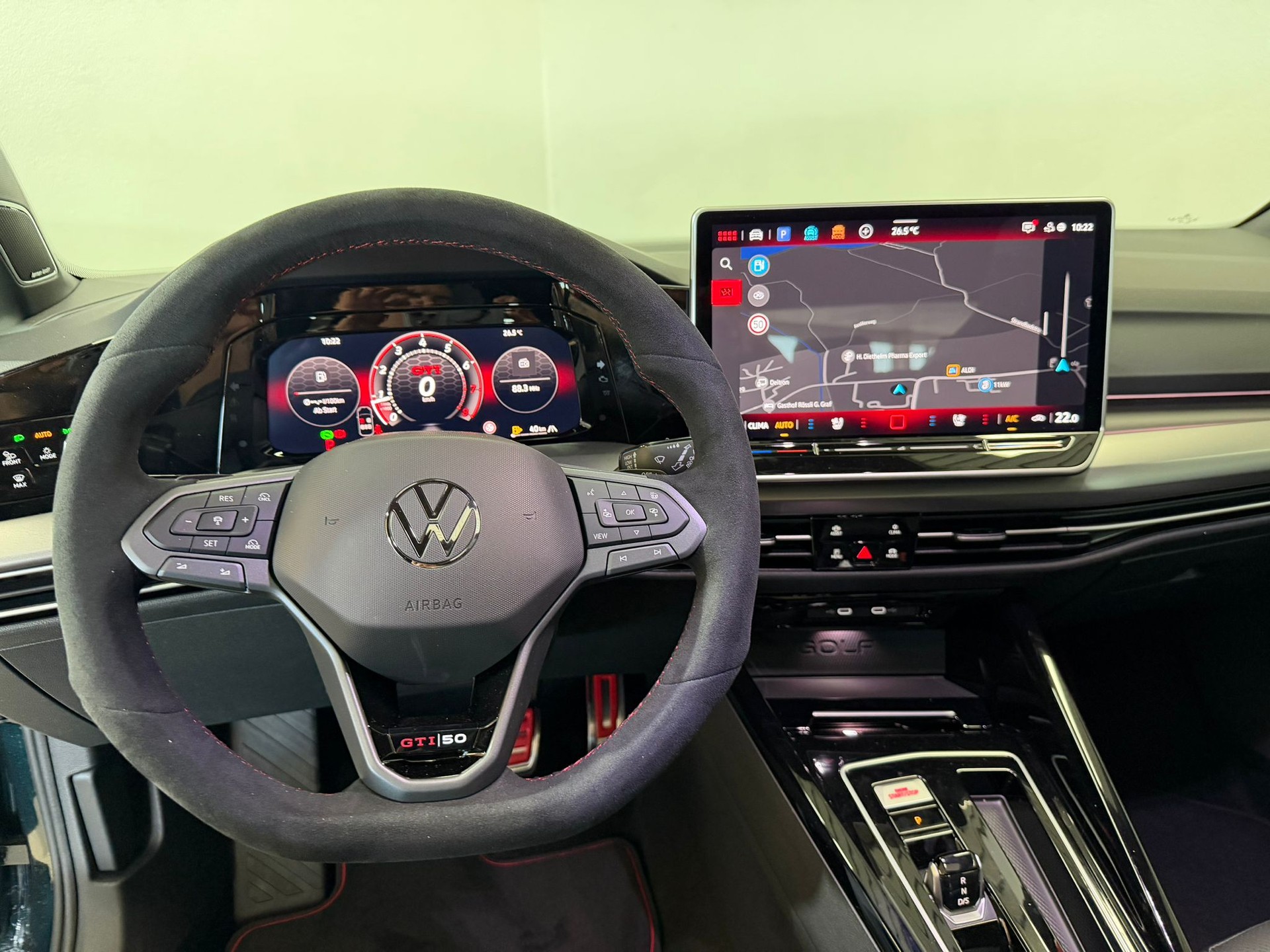 VW Golf 2.0 TSI GTI Edition 50 DSG-image-6