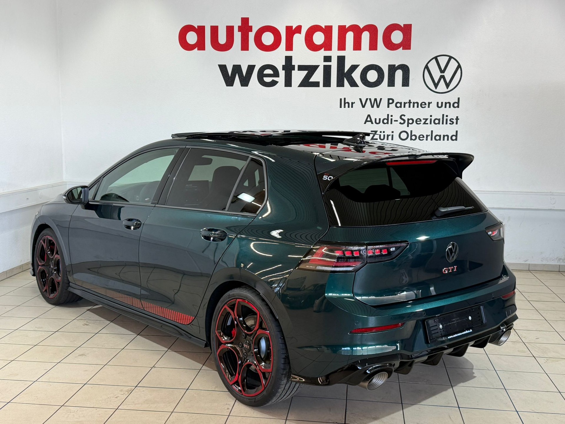 VW Golf 2.0 TSI GTI Edition 50 DSG-showroom-element-2