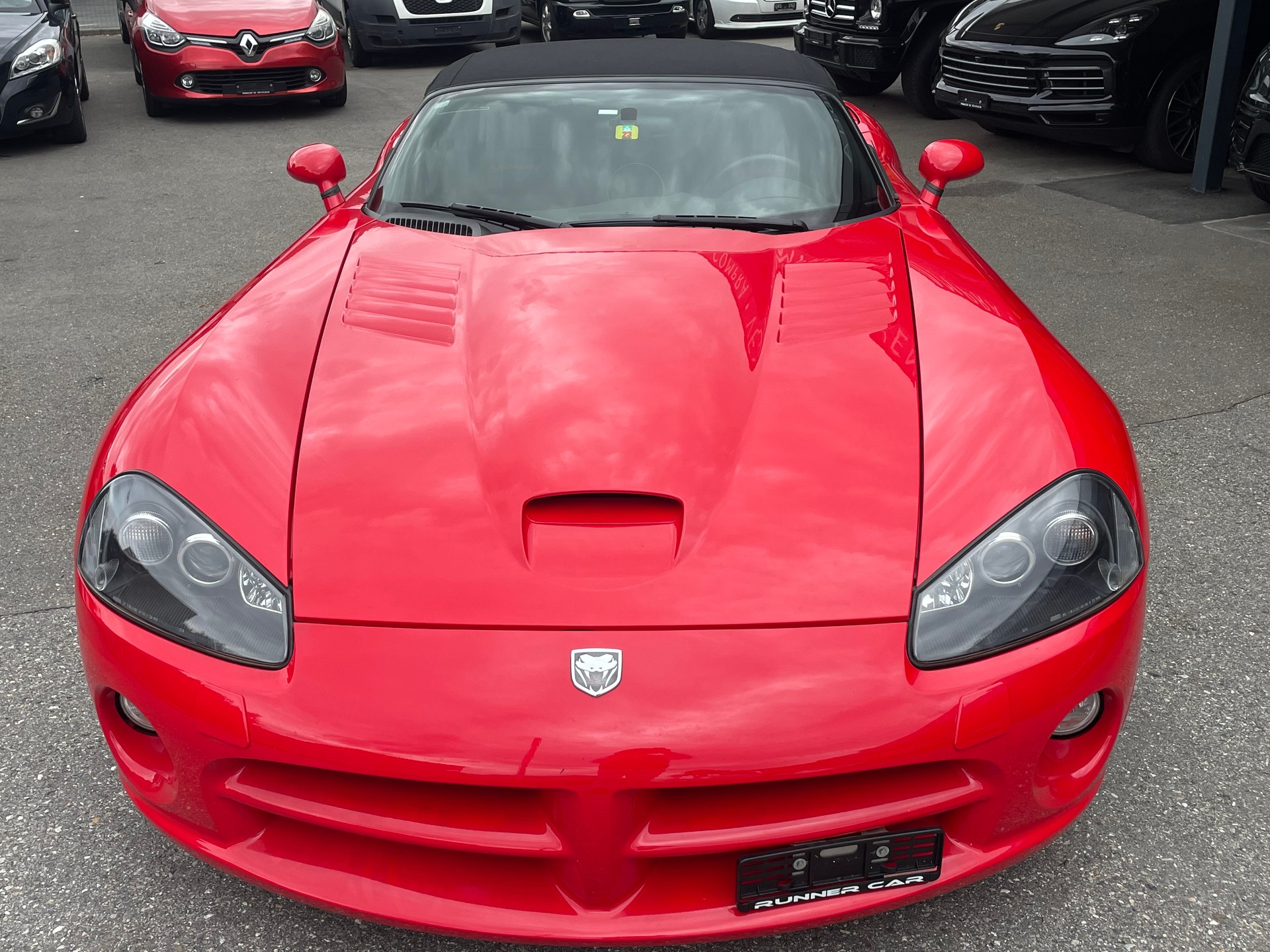DODGE Viper SRT-10