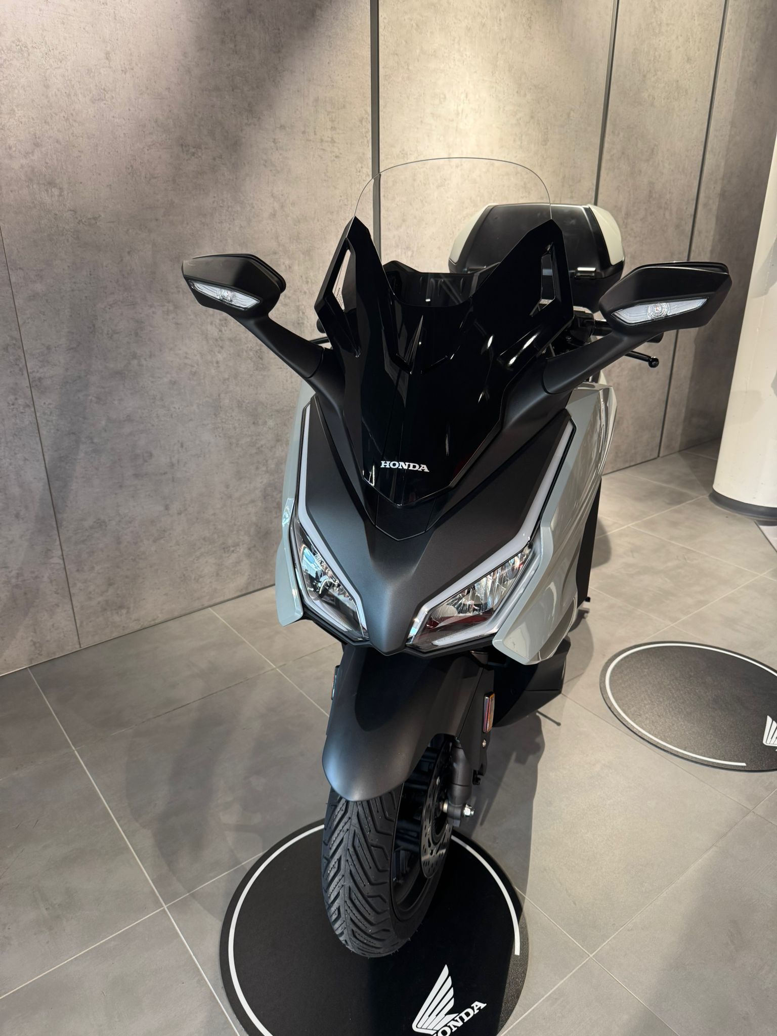 HONDA Nss 125 Forza Smart TopBox-image-3