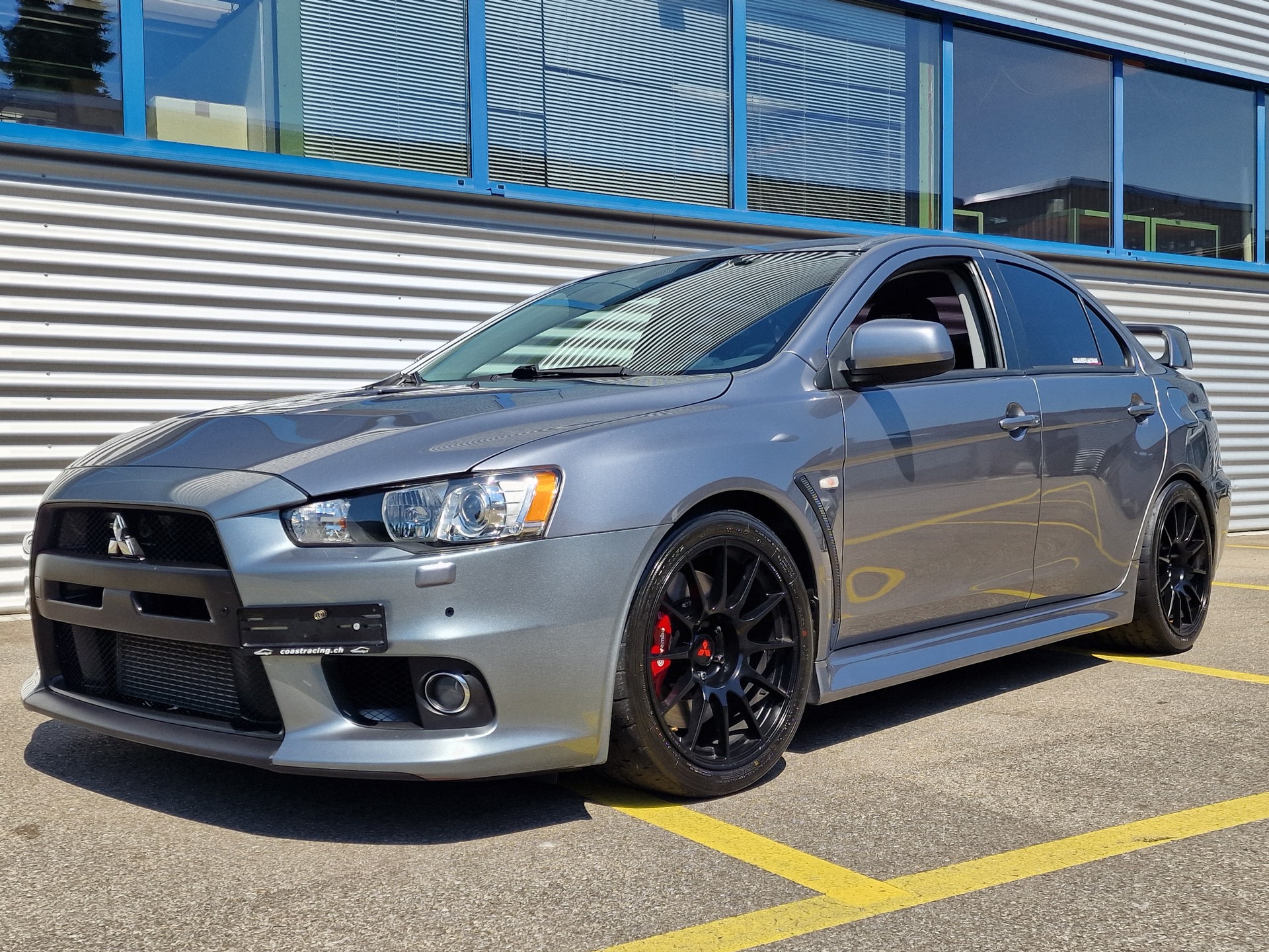 MITSUBISHI Lancer Evo X Final Edition-showroom-element-1