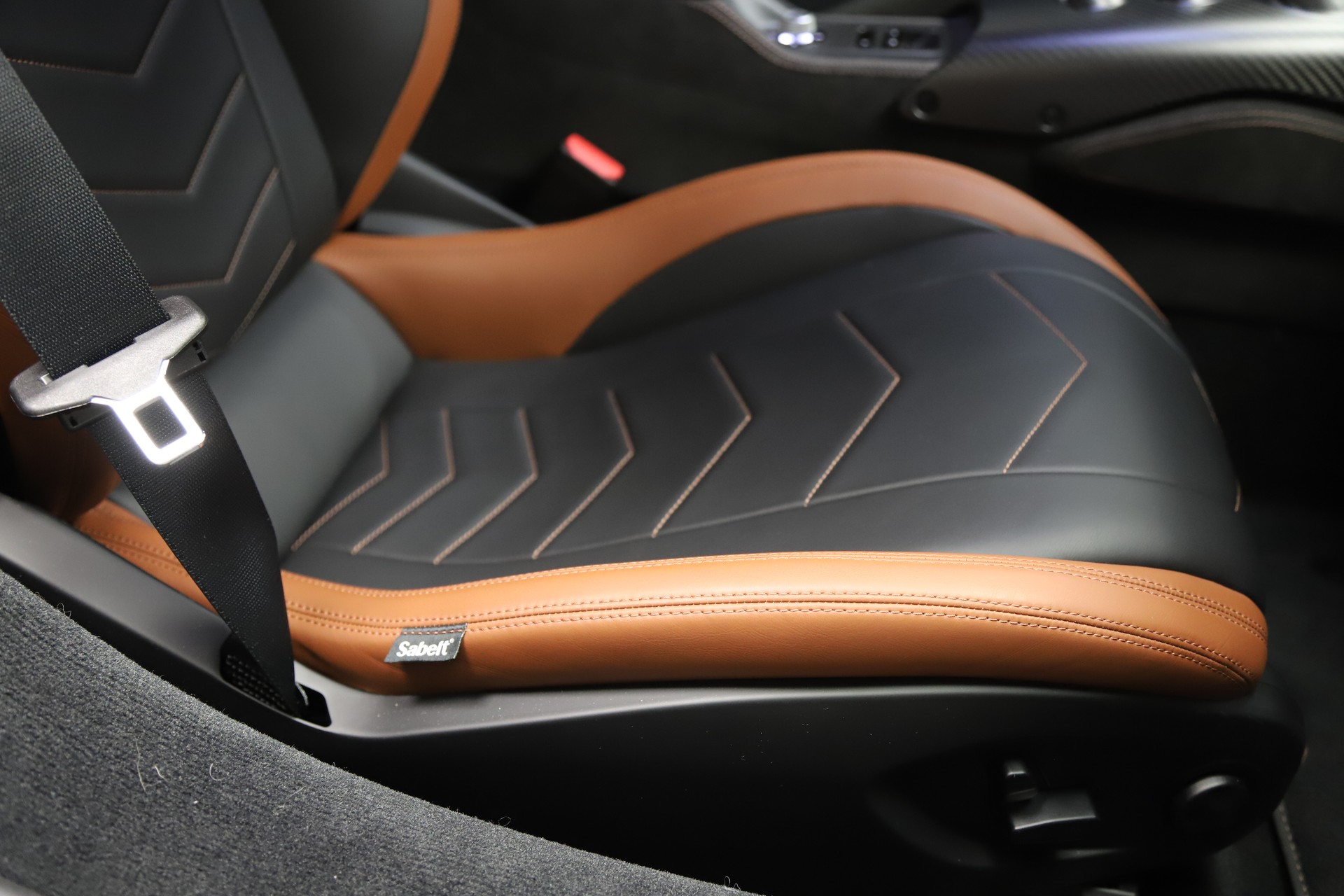 MASERATI MC 20-image-7