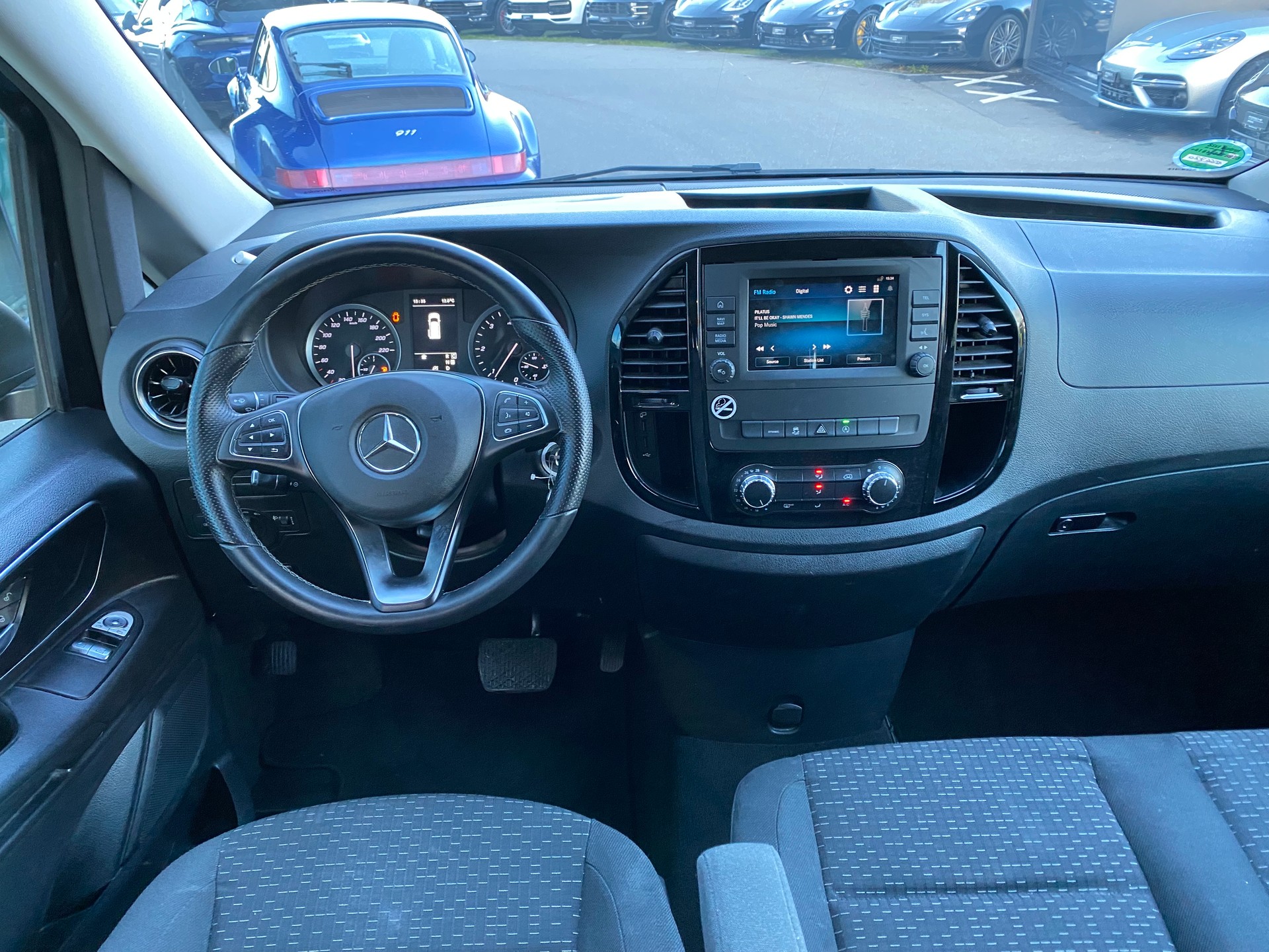 MERCEDES-BENZ Vito 116 CDI Select Tourer 9 Platz Lang 4Matic 9G-Tronic-image-3