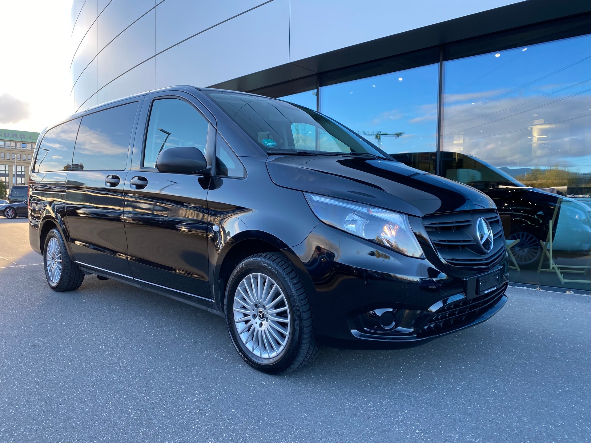 MERCEDES-BENZ Vito 116 CDI Select Tourer 9 Platz Lang 4Matic 9G-Tronic