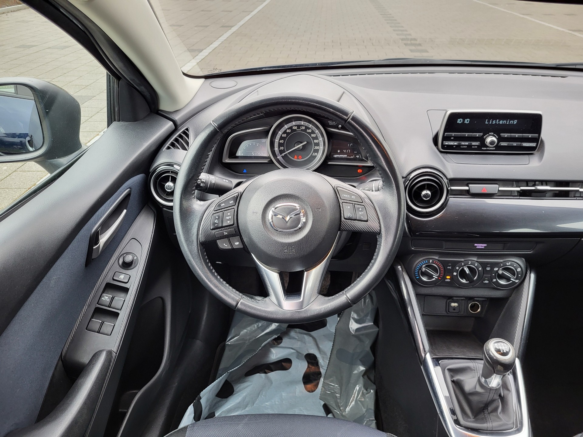 MAZDA 2 1.5i 16V Skyactiv-G Ambition-image-8
