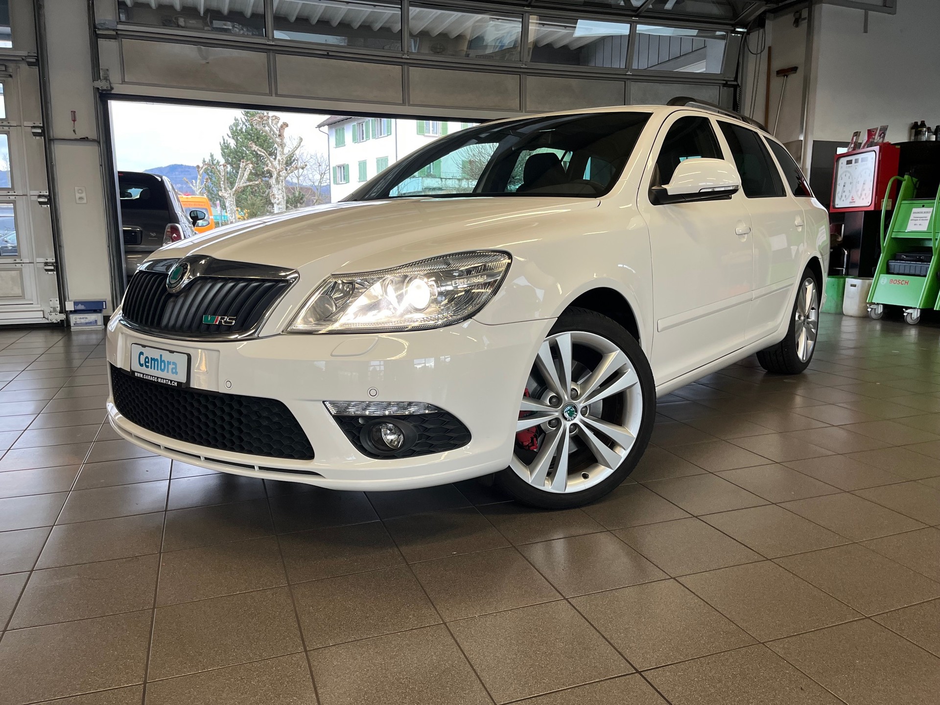 SKODA Octavia Combi 2.0 TSI RS DSG